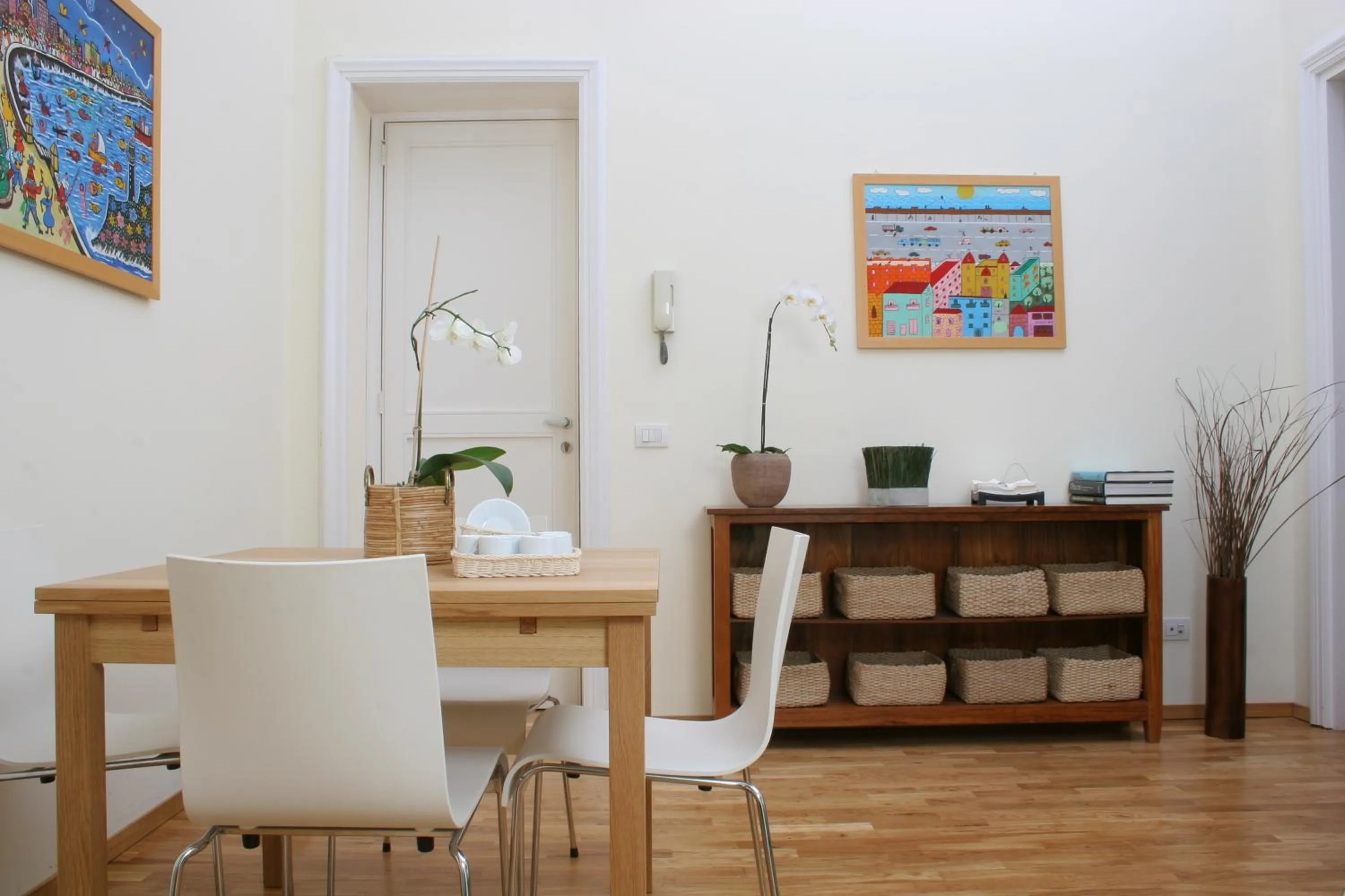 Dining area in Corso Italia Suites