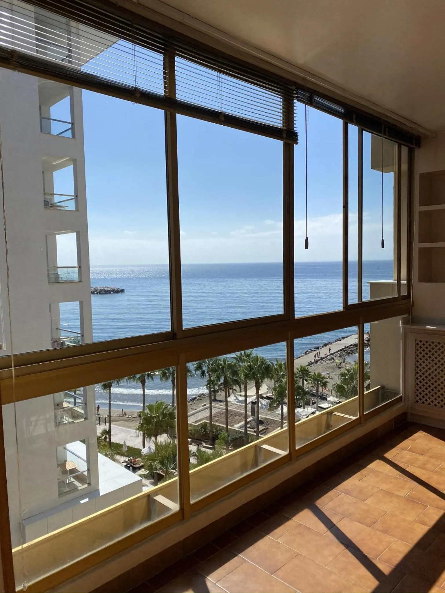 Precioso apartamento en primera línea de playa