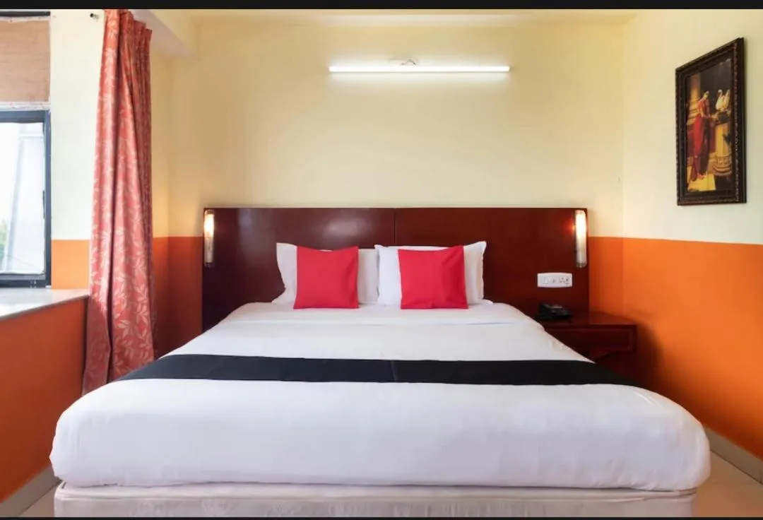 Bed in Hotel Vassi Palaze