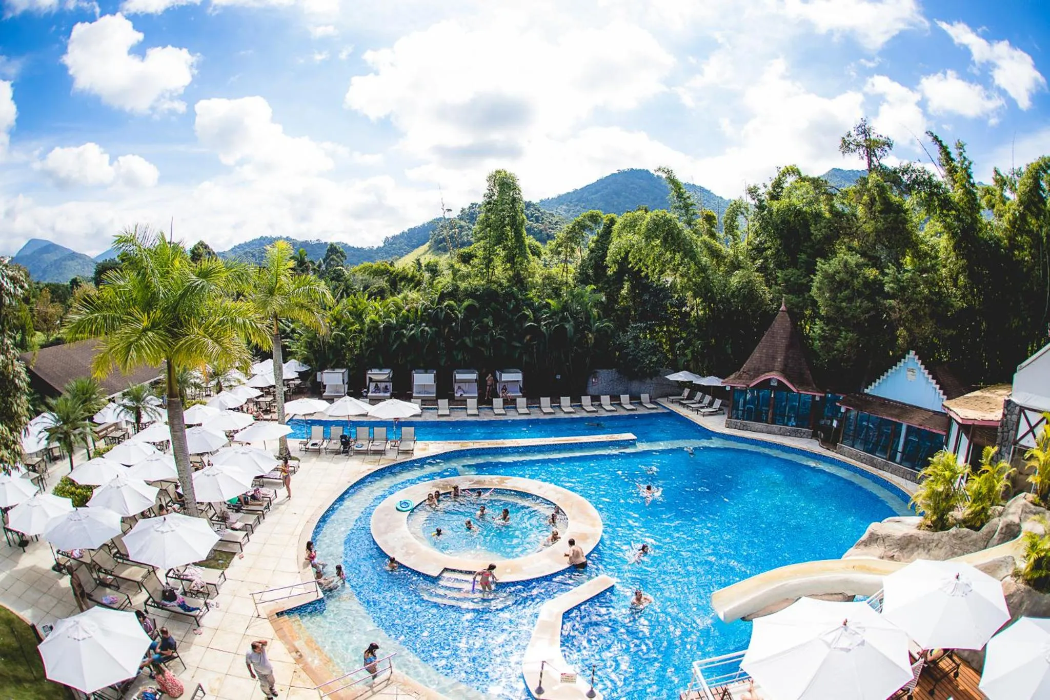 Swimming pool in Village Le Canton