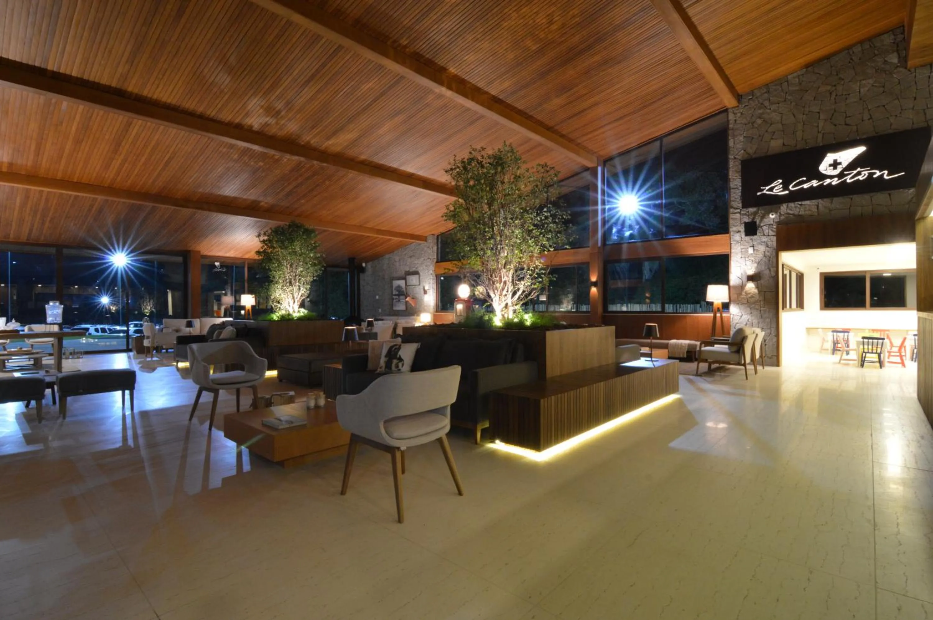 Night in Village Le Canton