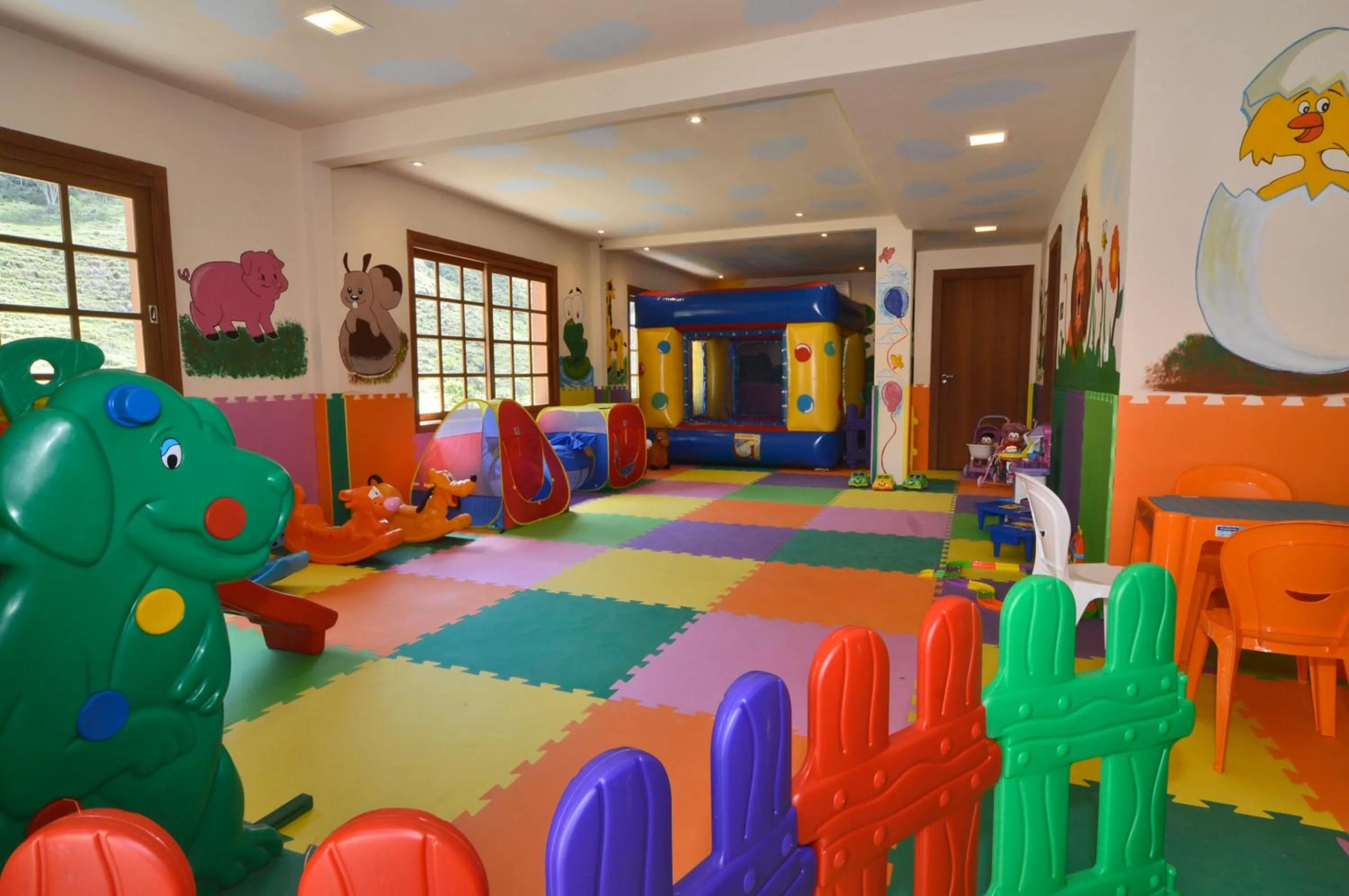 Kids's club in Fazenda Suica Le Canton