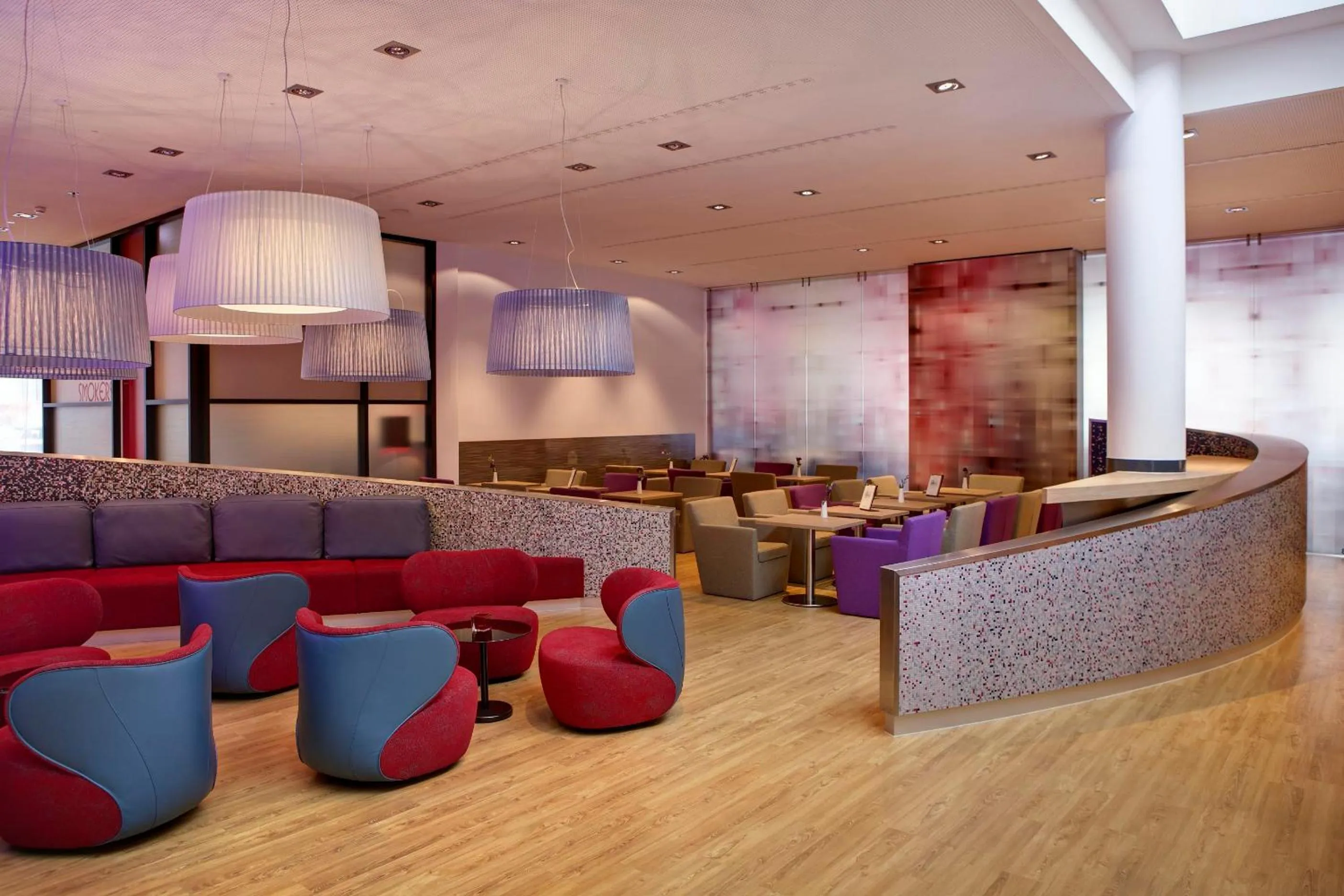 Restaurant/places to eat in IntercityHotel Berlin Hauptbahnhof