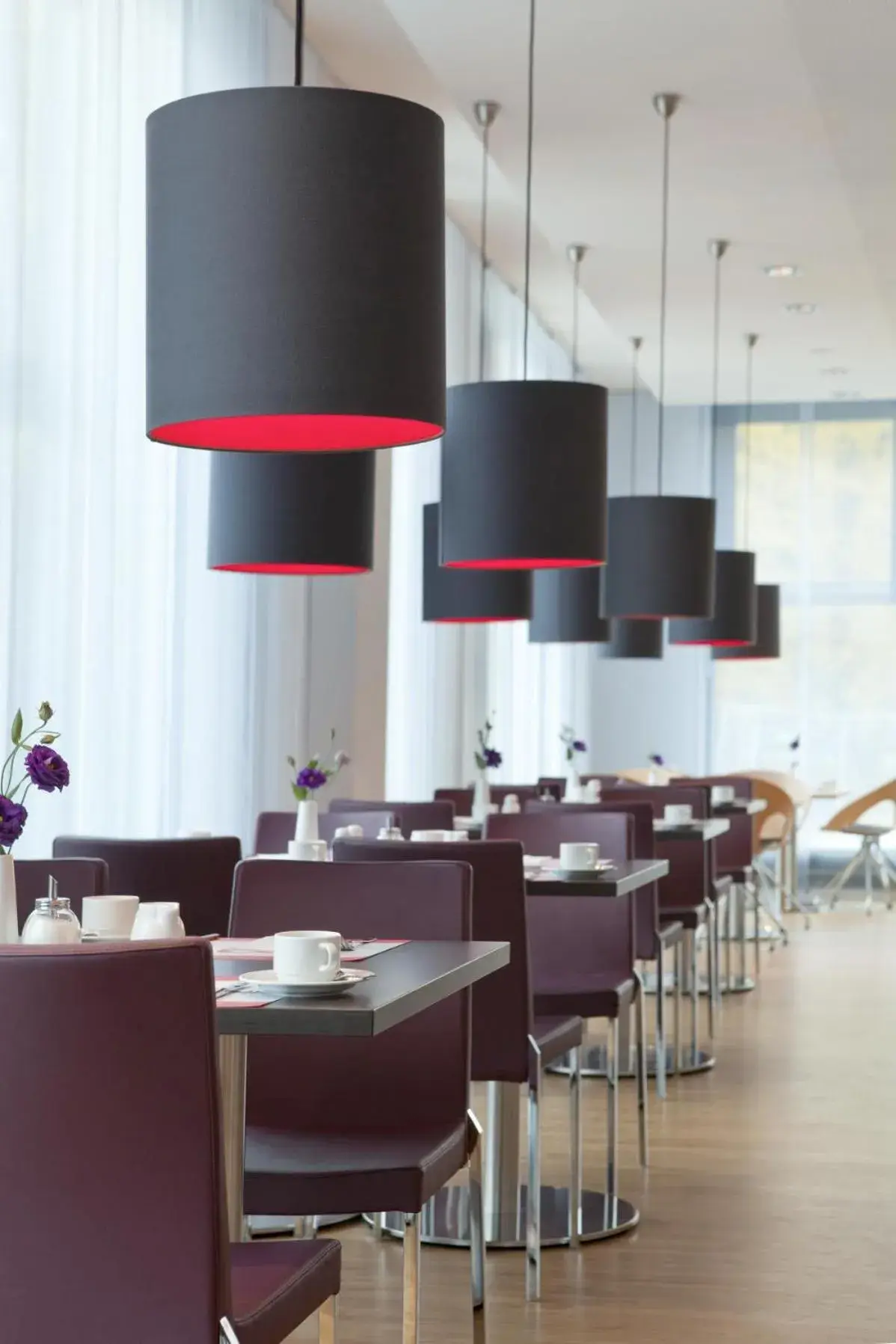 Restaurant/places to eat in IntercityHotel Berlin Hauptbahnhof Restaurant/places to eat in IntercityHotel Berlin Hauptbahnhof