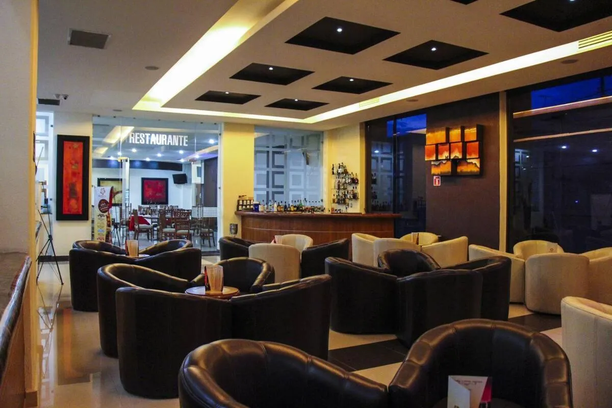 Lounge or bar in Hotel Soleil Celaya