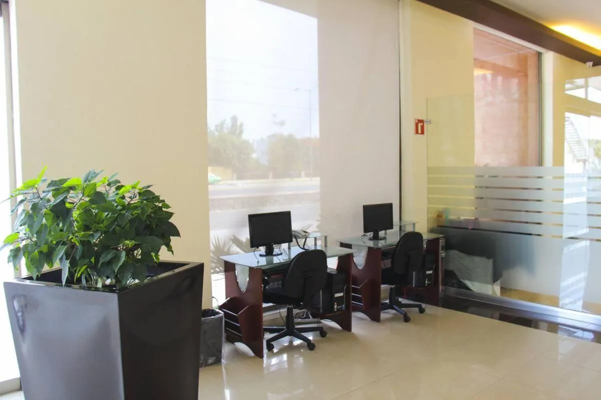 Lobby or reception in Hotel Soleil Celaya
