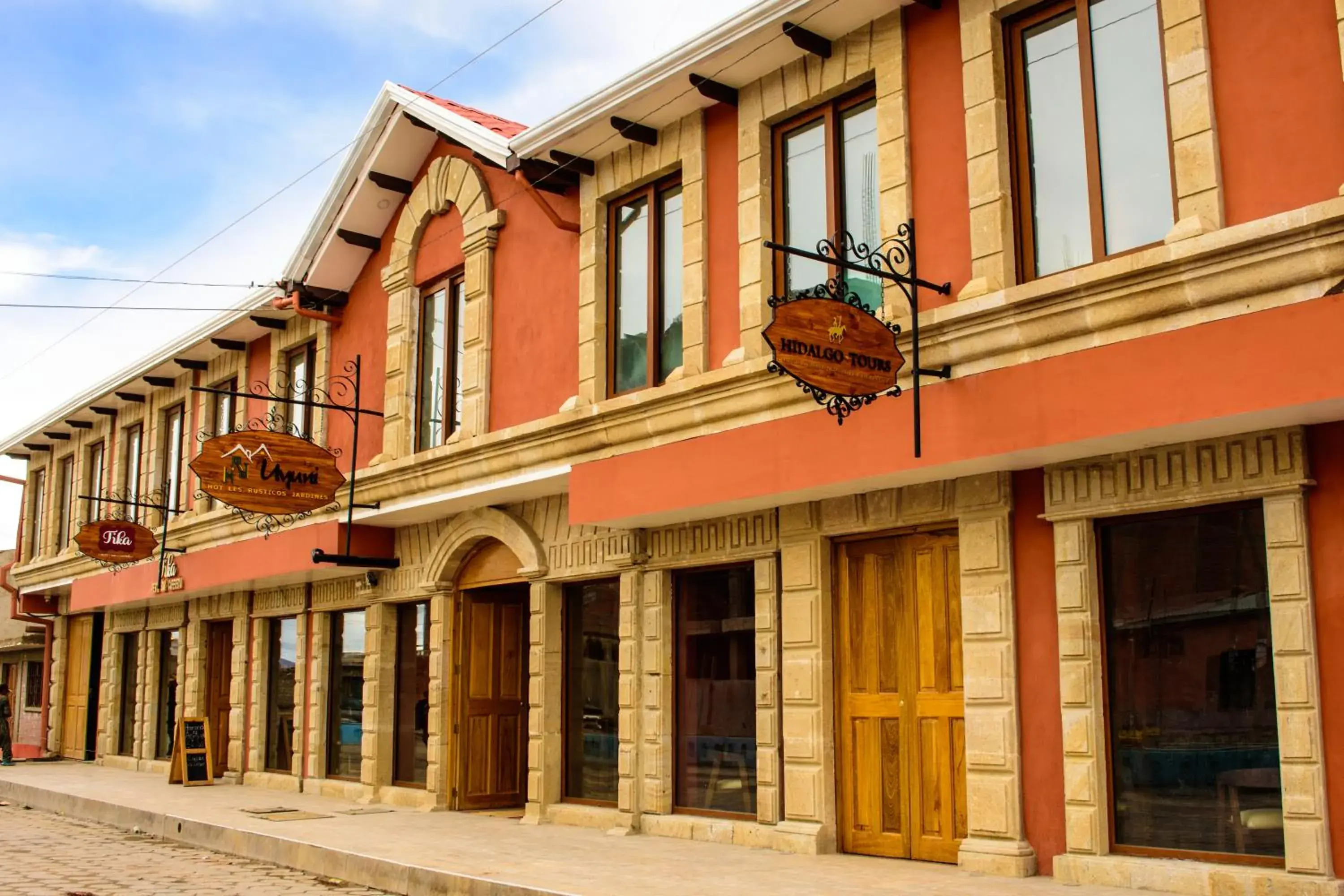 Facade/entrance in Hotel Jardines de Uyuni Facade/entrance in Hotel Jardines de Uyuni