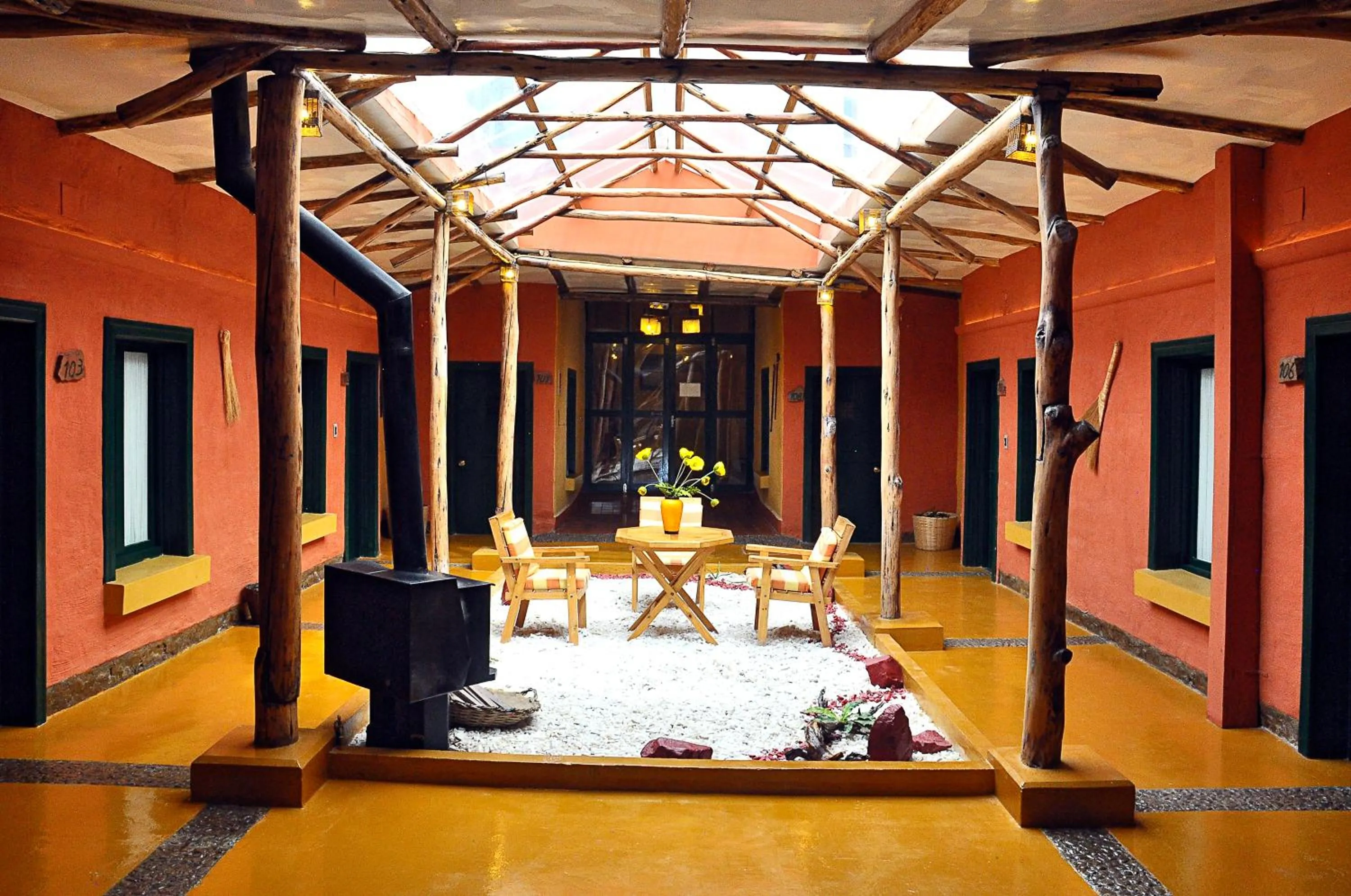 Patio in Hotel Jardines de Uyuni