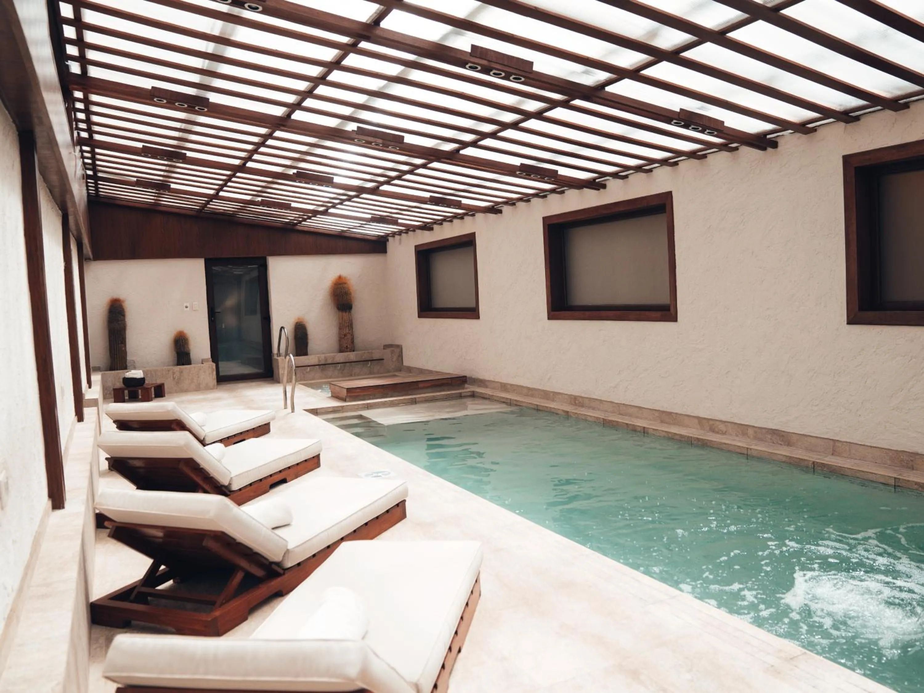 Swimming pool in Hotel Jardines de Uyuni