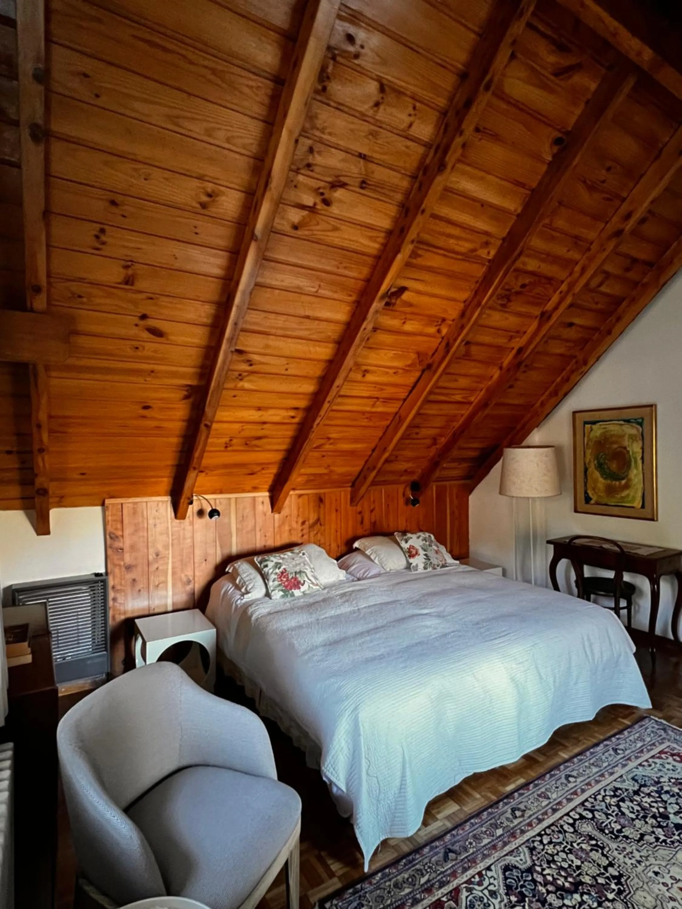 Bed in Bellevue