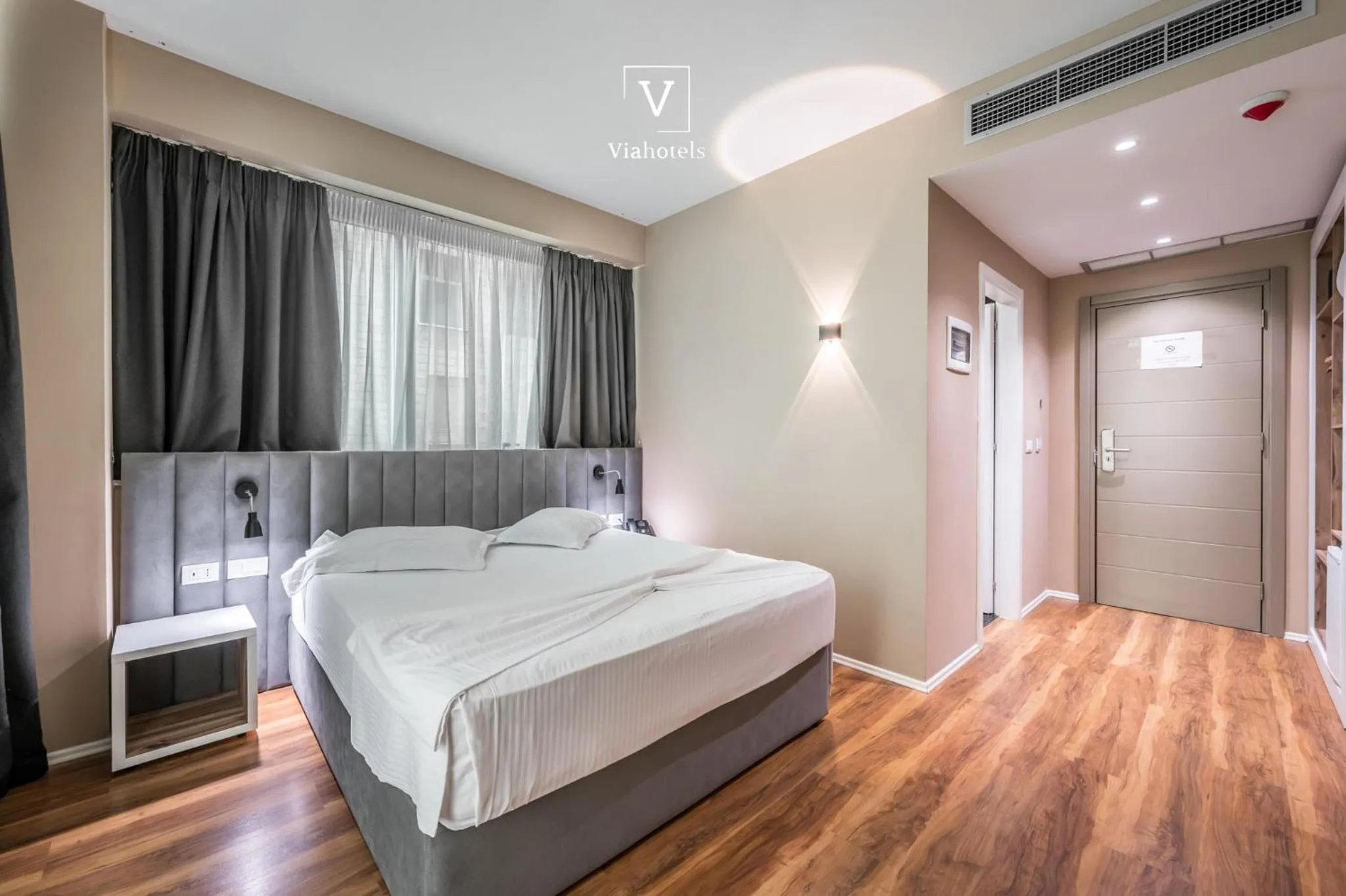 Bed in VH Eurostar Tirana Hotel Congress & Tirana Spa