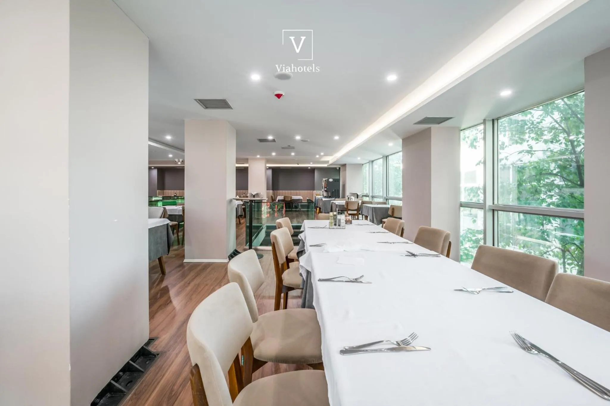 Restaurant/places to eat in VH Eurostar Tirana Hotel Congress & Tirana Spa