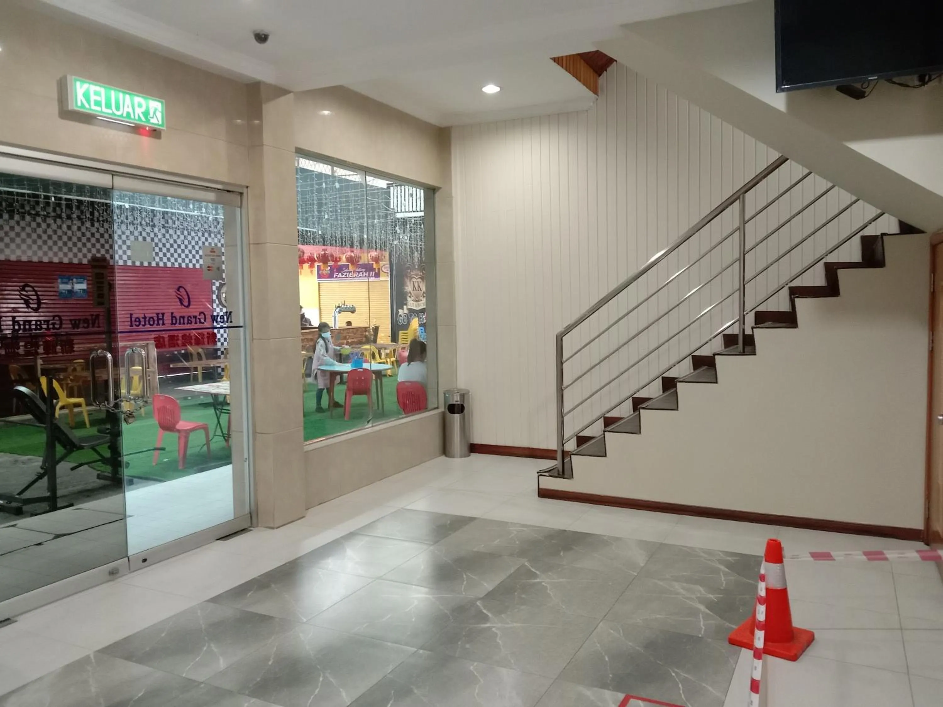 Lobby or reception in New Grand Hotel