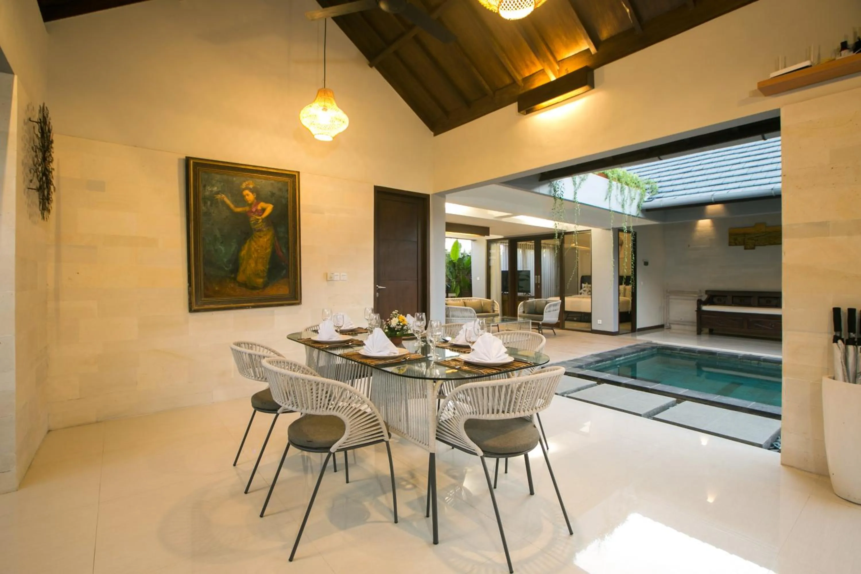 Dining area in Villa Ciwuwi Balangan by Nagisa Bali