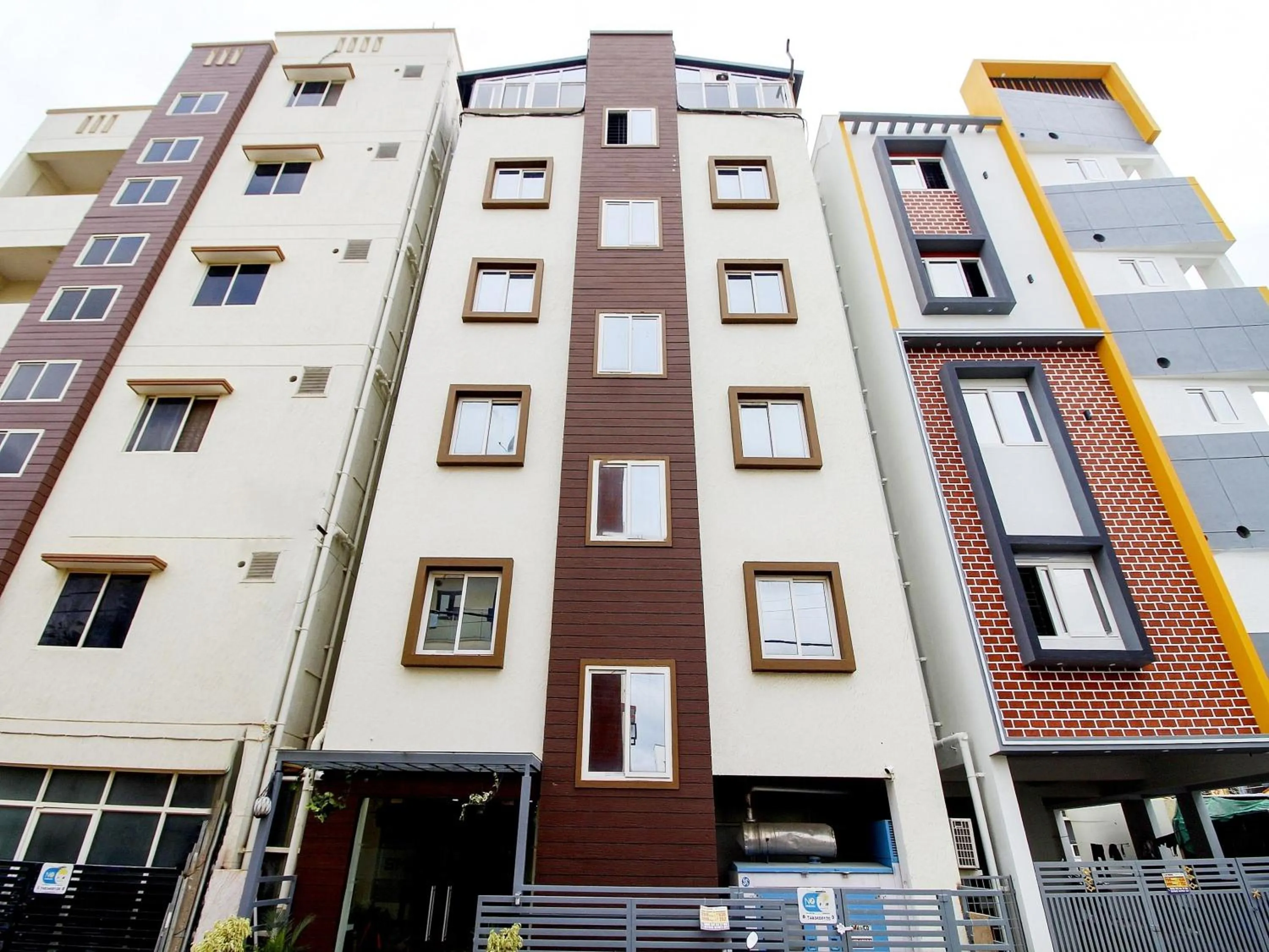 Facade/entrance in Hotel O Sm Residency