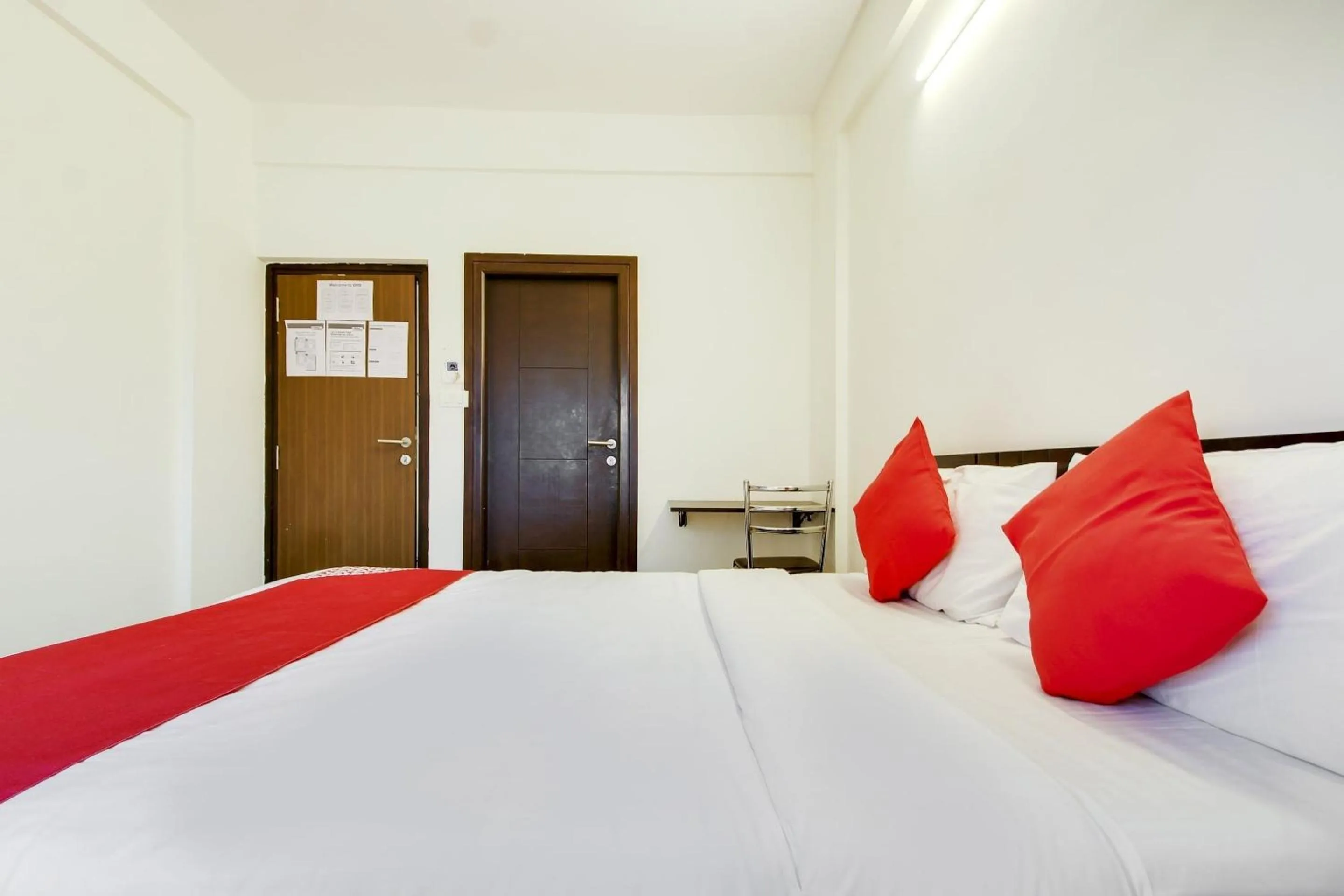Bedroom, Bed in Hotel O Sm Residency
