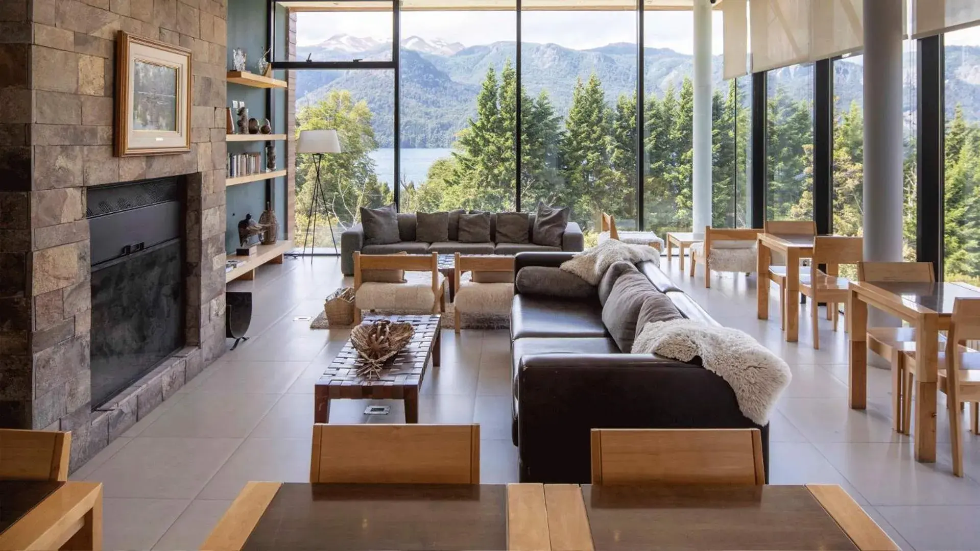 Lobby or reception in Hotel Alto Traful Lobby or reception in Hotel Alto Traful