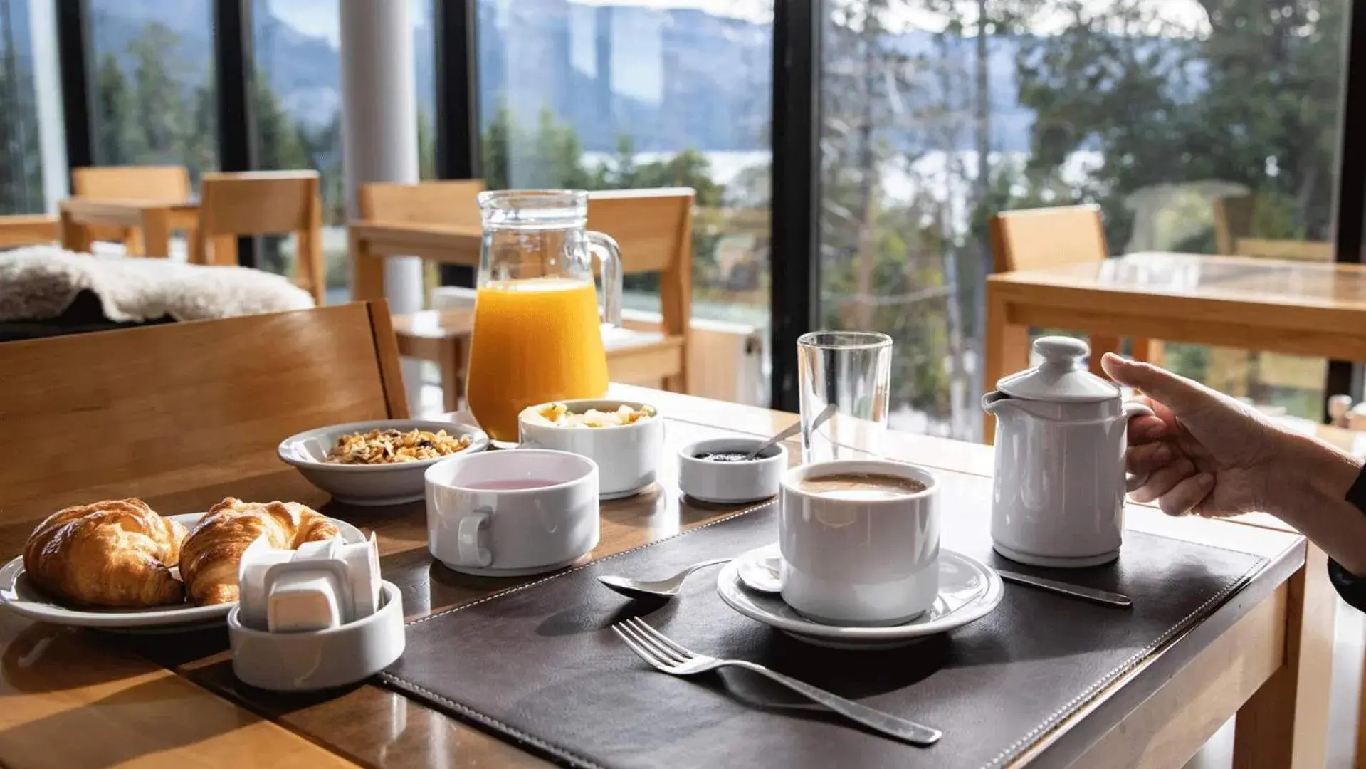 Breakfast in Hotel Alto Traful Breakfast in Hotel Alto Traful