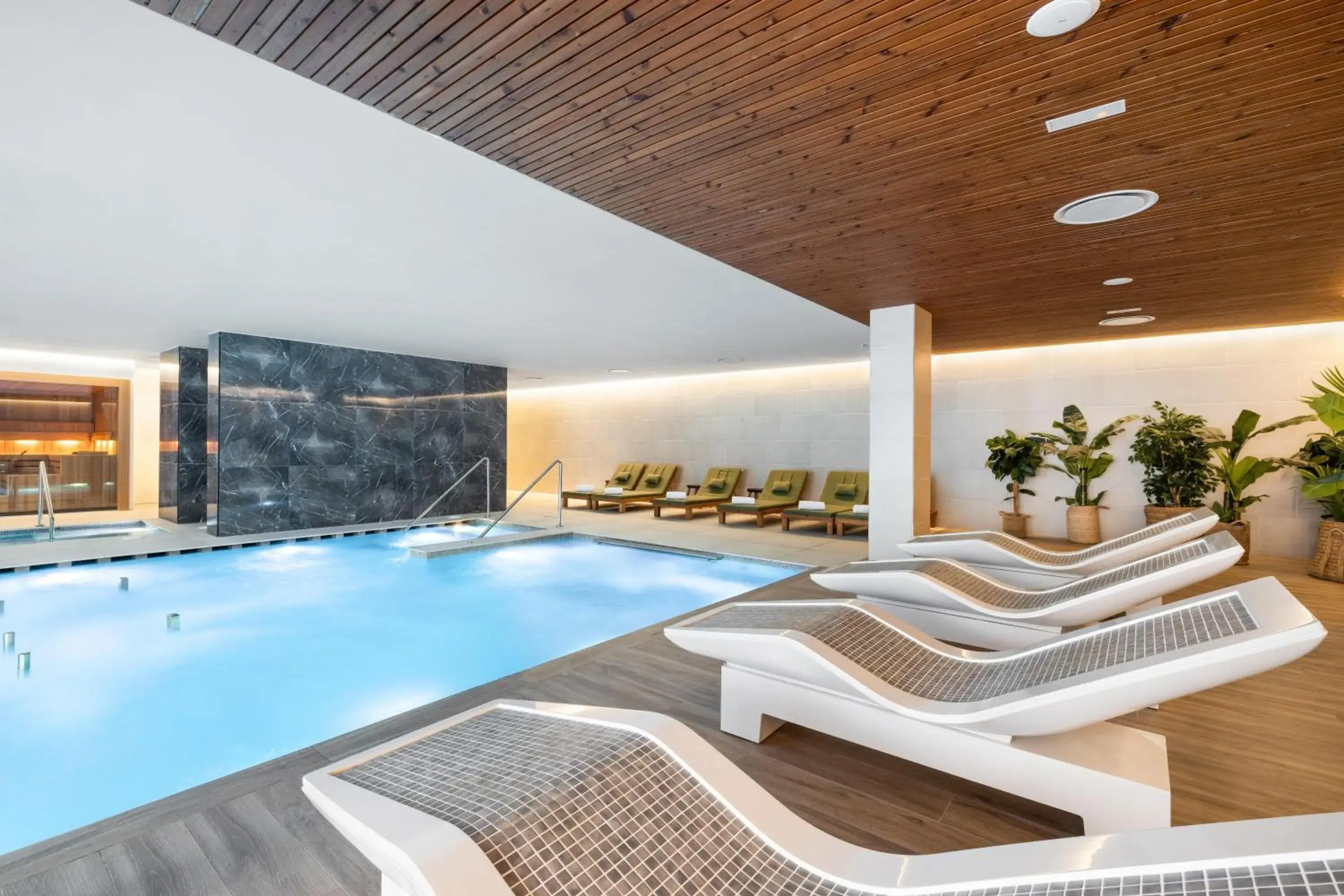 Spa and wellness centre/facilities in Hotel Aubamar Suites & Spa Spa and wellness centre/facilities in Hotel Aubamar Suites & Spa