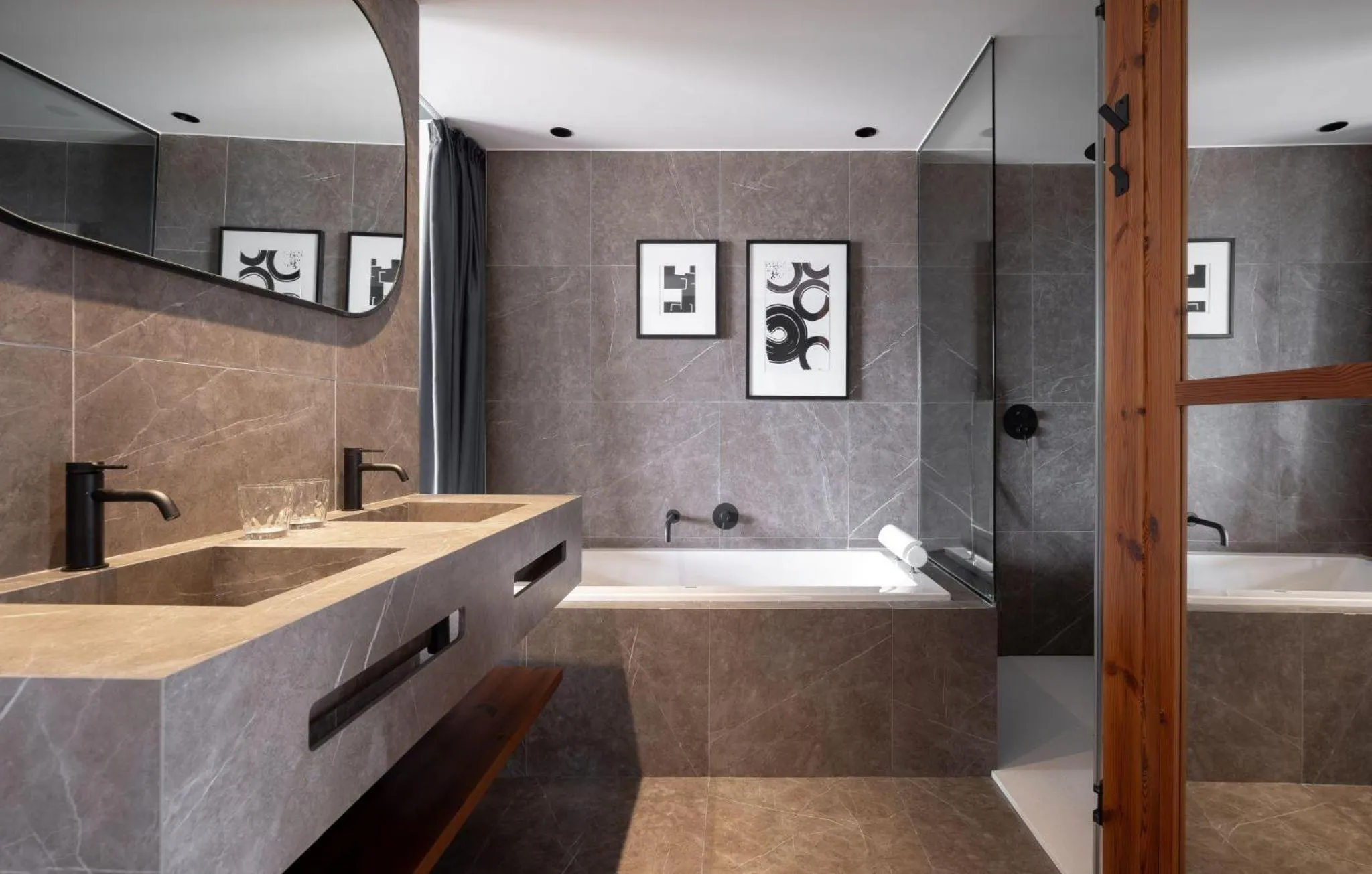 Bathroom in Hotel Aubamar Suites & Spa