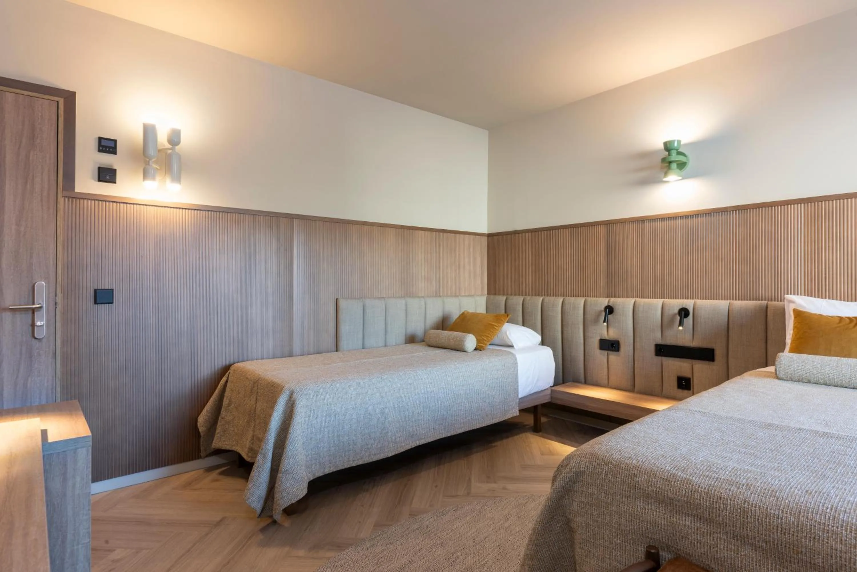 Photo of the whole room, Bed in Aubamar Palma Resort