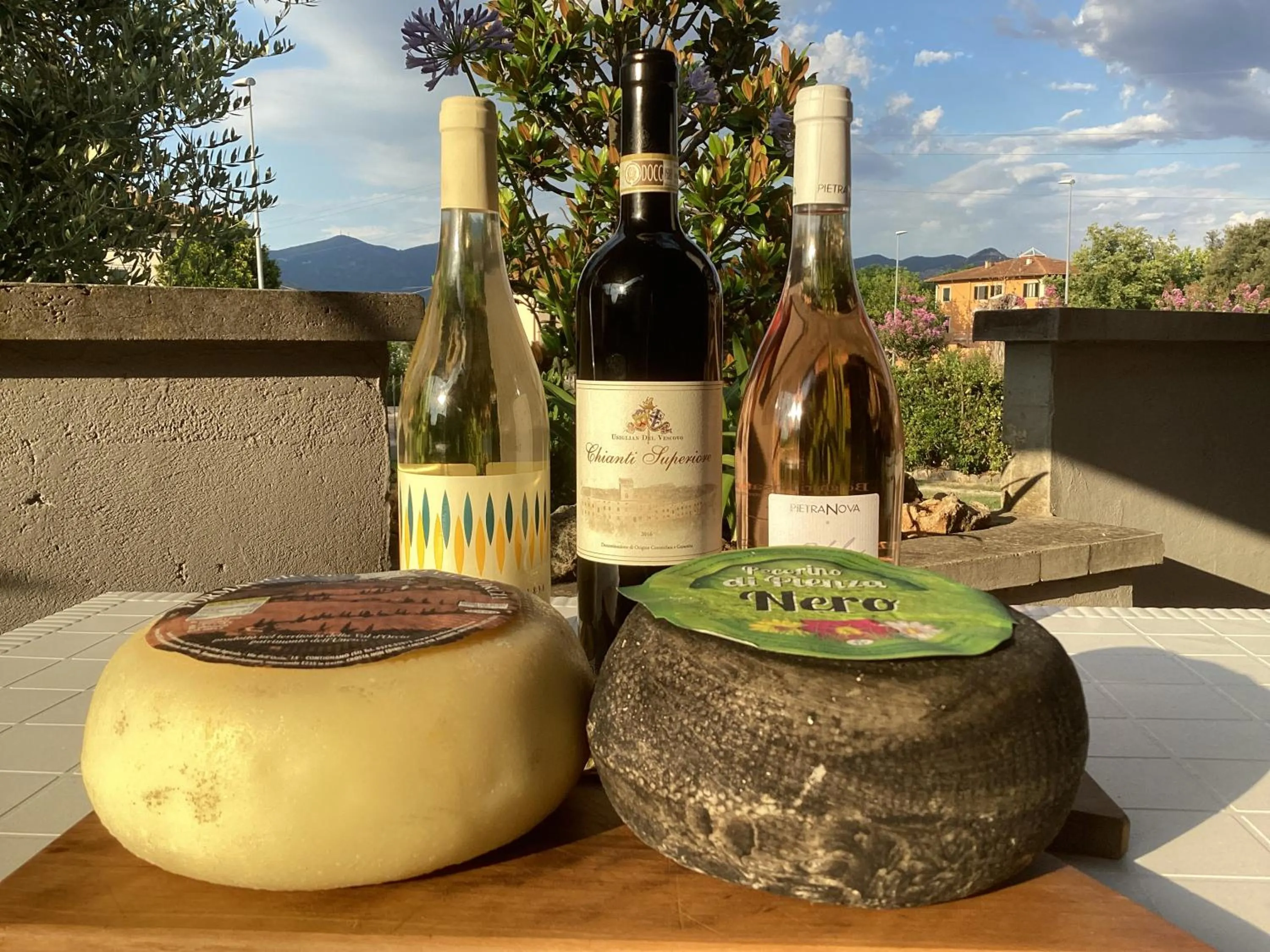 Restaurant/places to eat in Villa Orsini - A Retreat in Pisa - Food and Relax