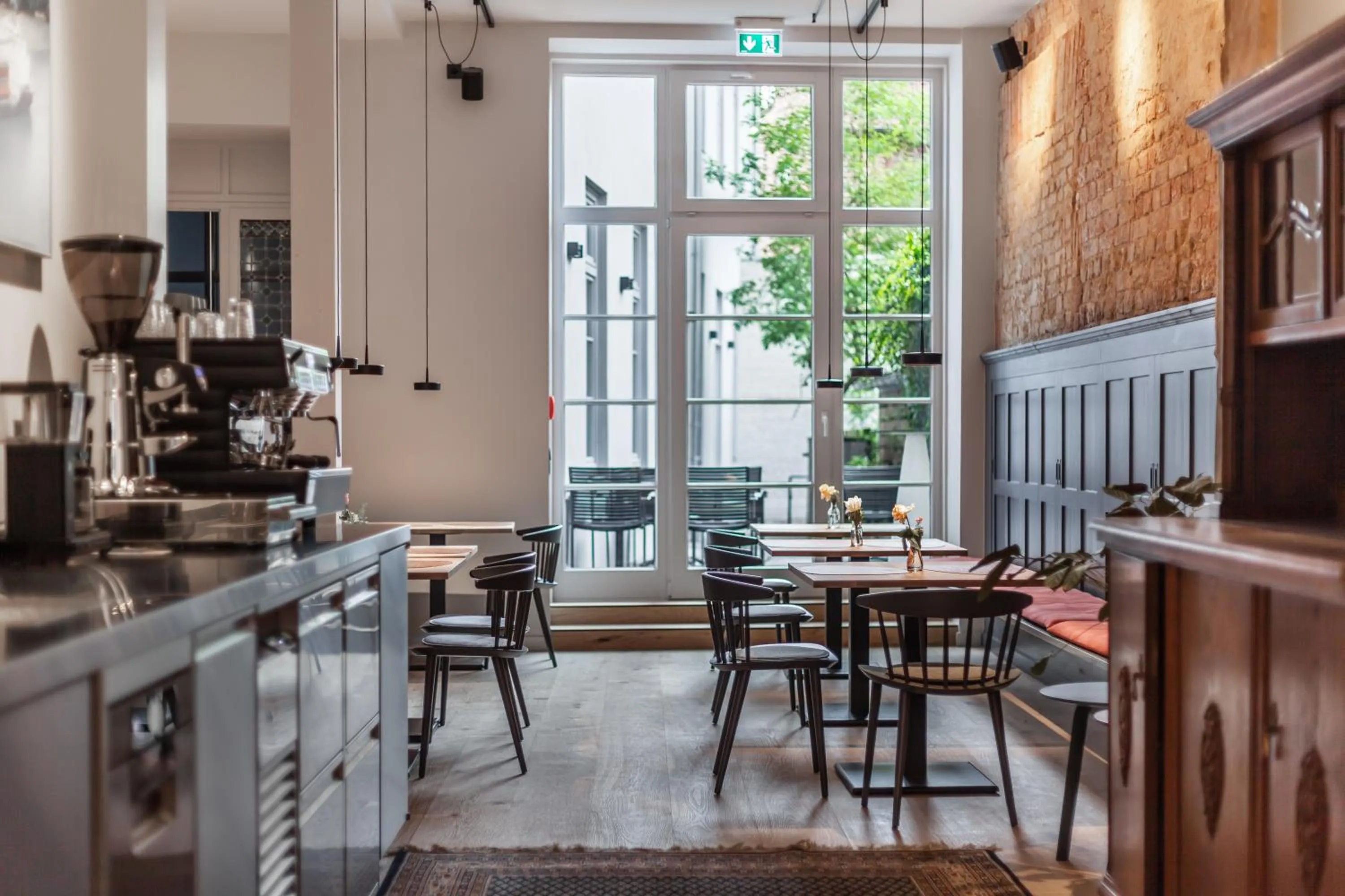 Restaurant/places to eat in Hotel Die Reederin