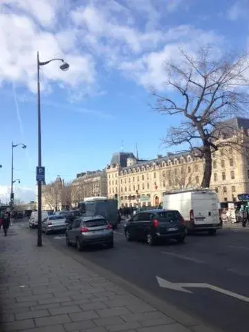 Activities in Hotel Esmeralda Activities in Hotel Esmeralda