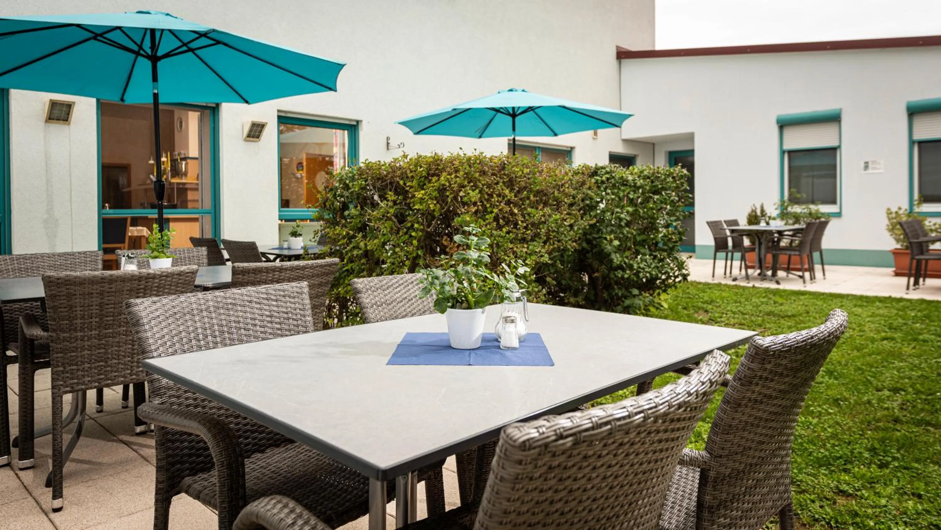 Balcony/Terrace in Hotel Am Wiesenweg l 24h check-in