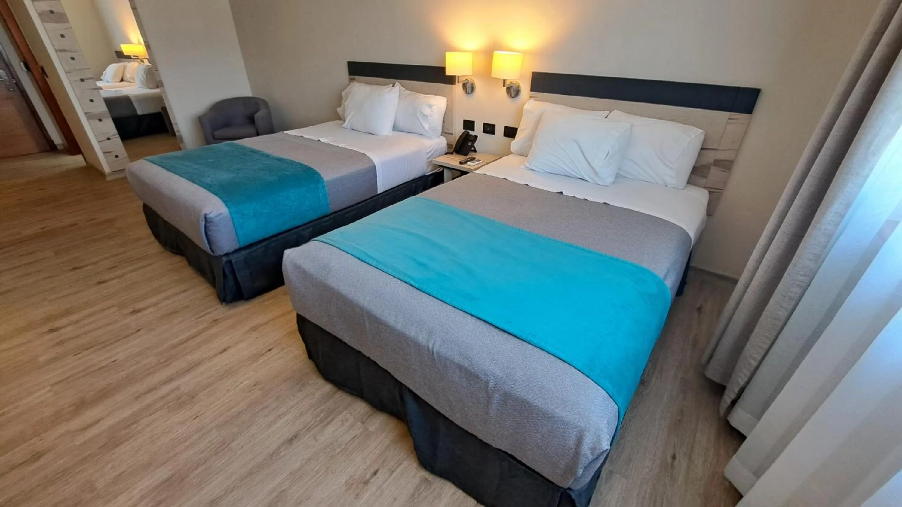 Bedroom, Bed in Hotel Diego de Almagro Temuco Express