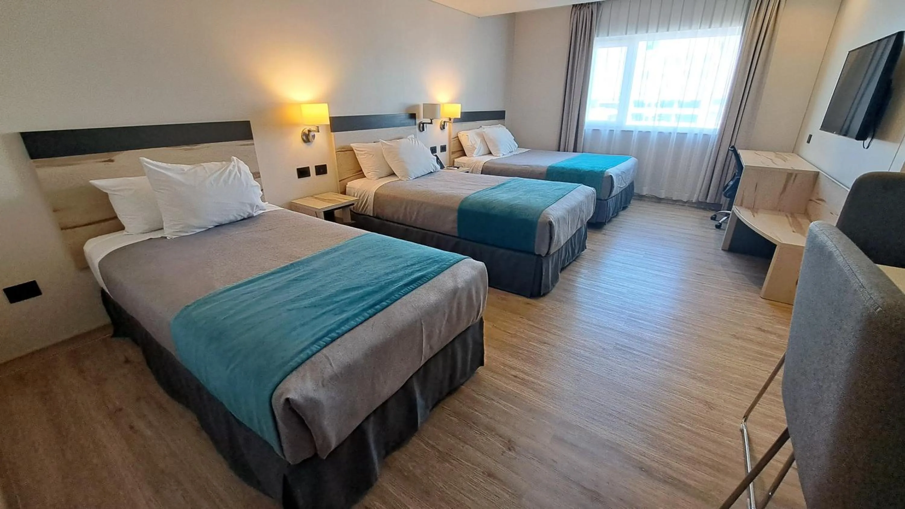 Bedroom, Bed in Hotel Diego de Almagro Temuco Express