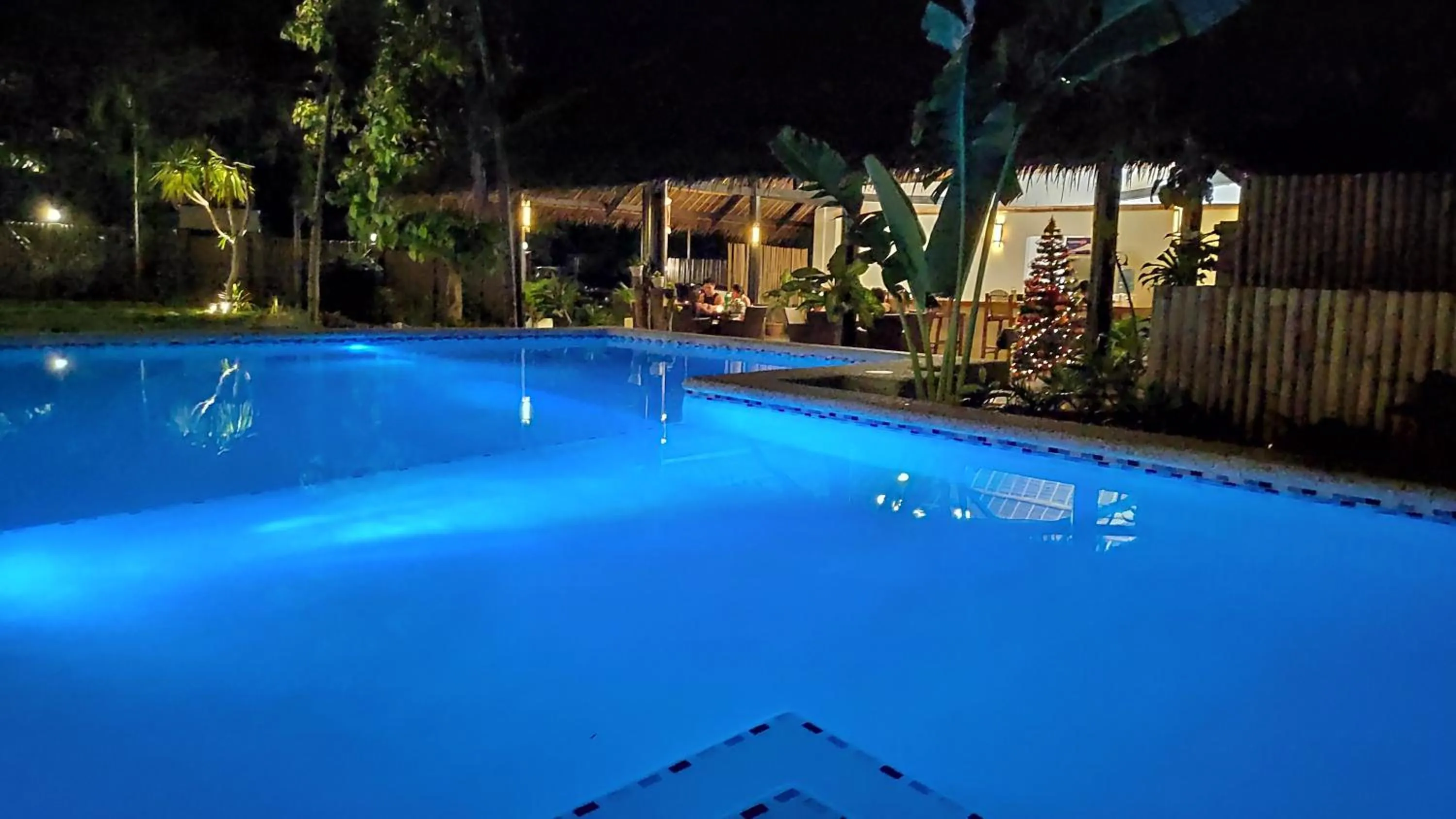 Cabagnow Seaside Resort