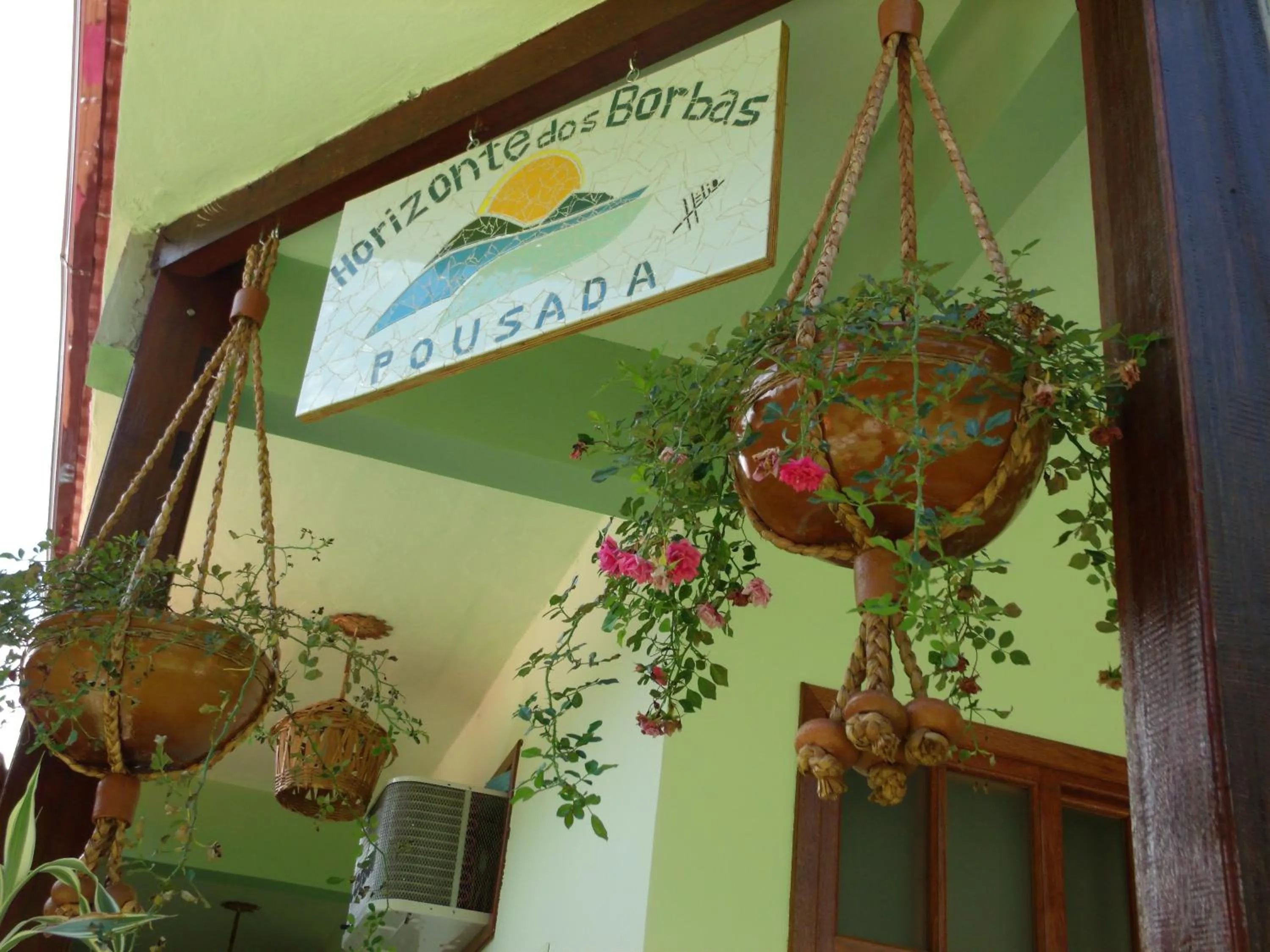 Facade/entrance in Pousada Horizonte dos Borbas