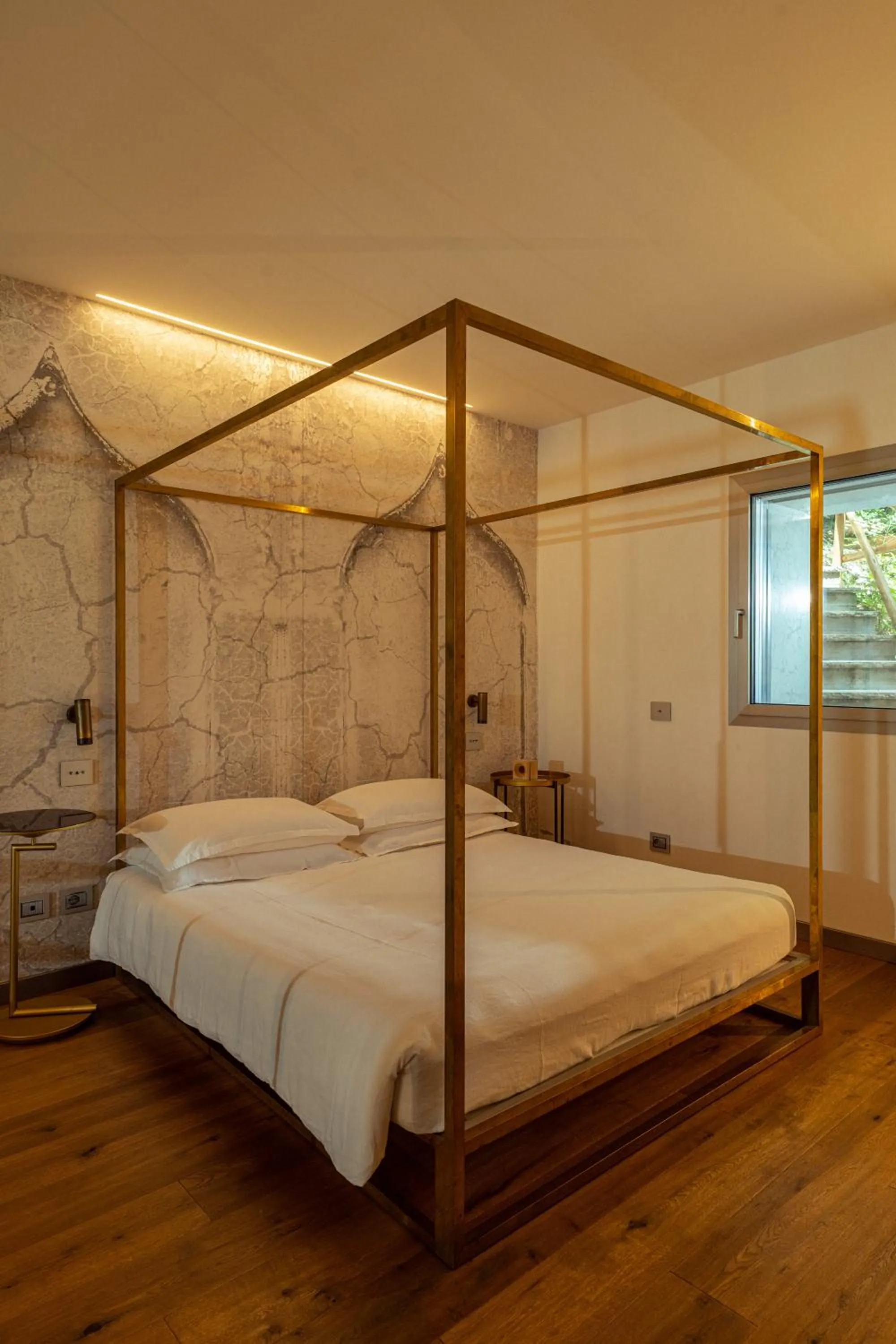 Bed in La Forestale Luxury Ecolodge B&B Primo Piano