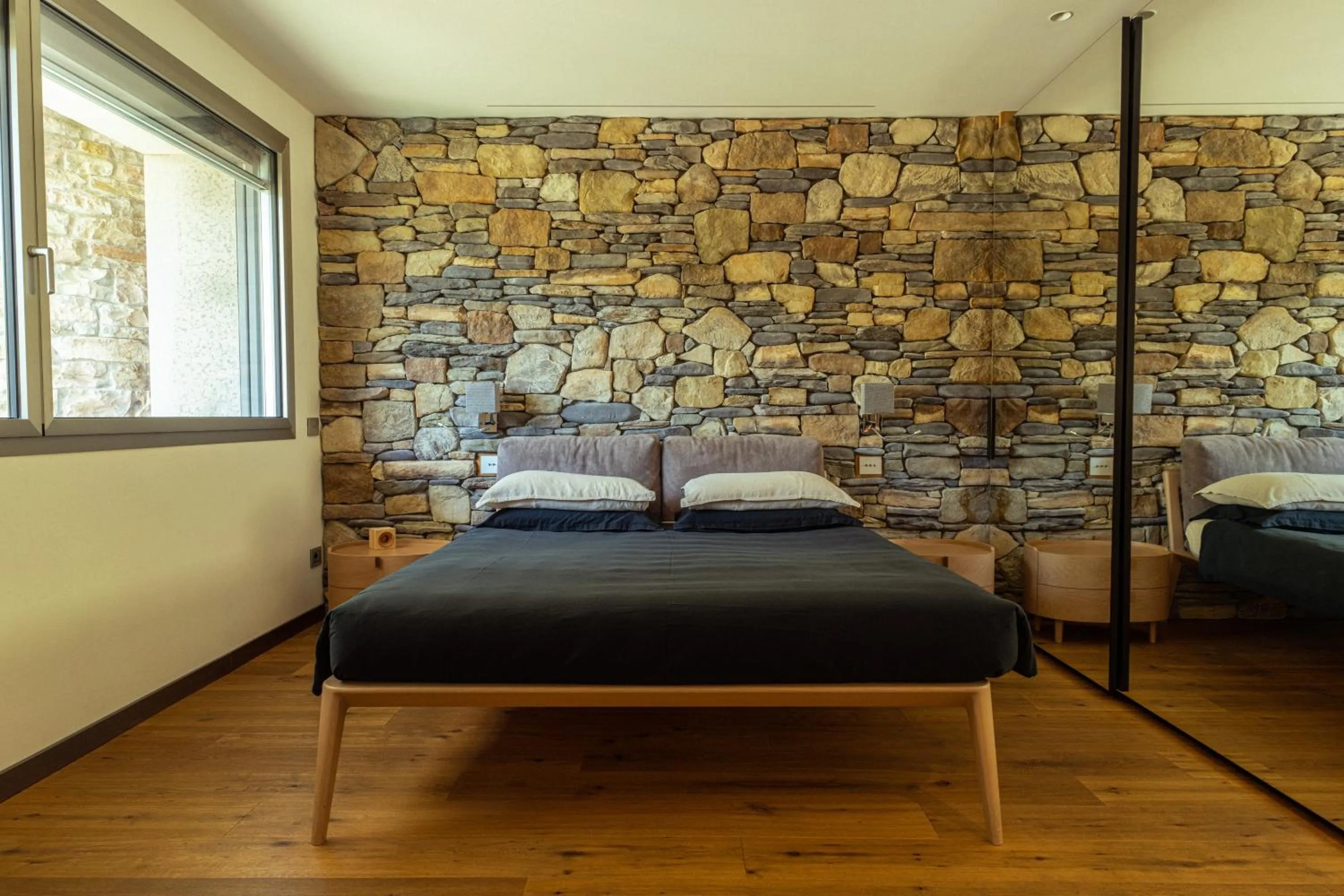 Bed in La Forestale Luxury Ecolodge B&B Primo Piano