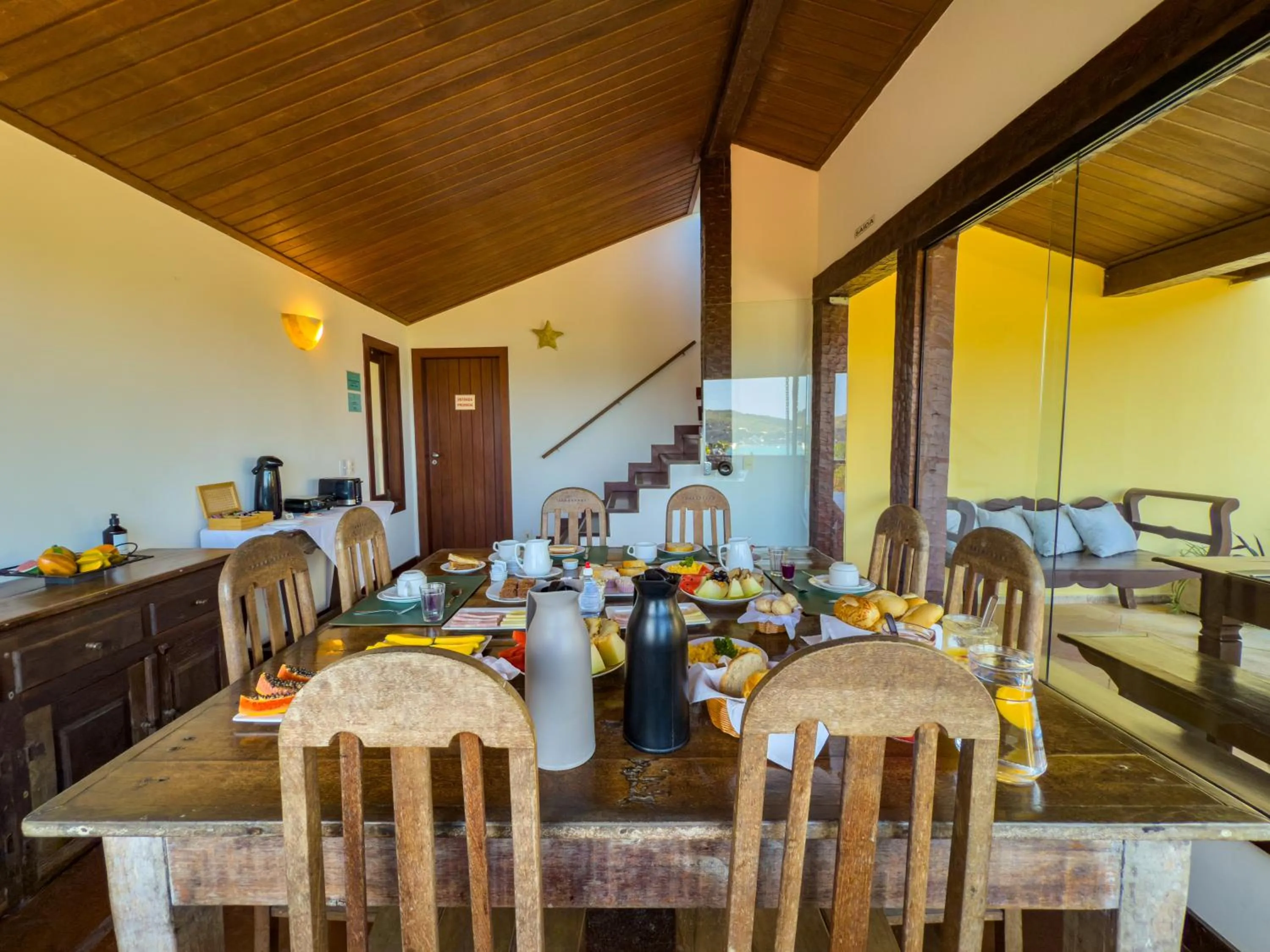 Dining area in Pousada Encanto de Búzios