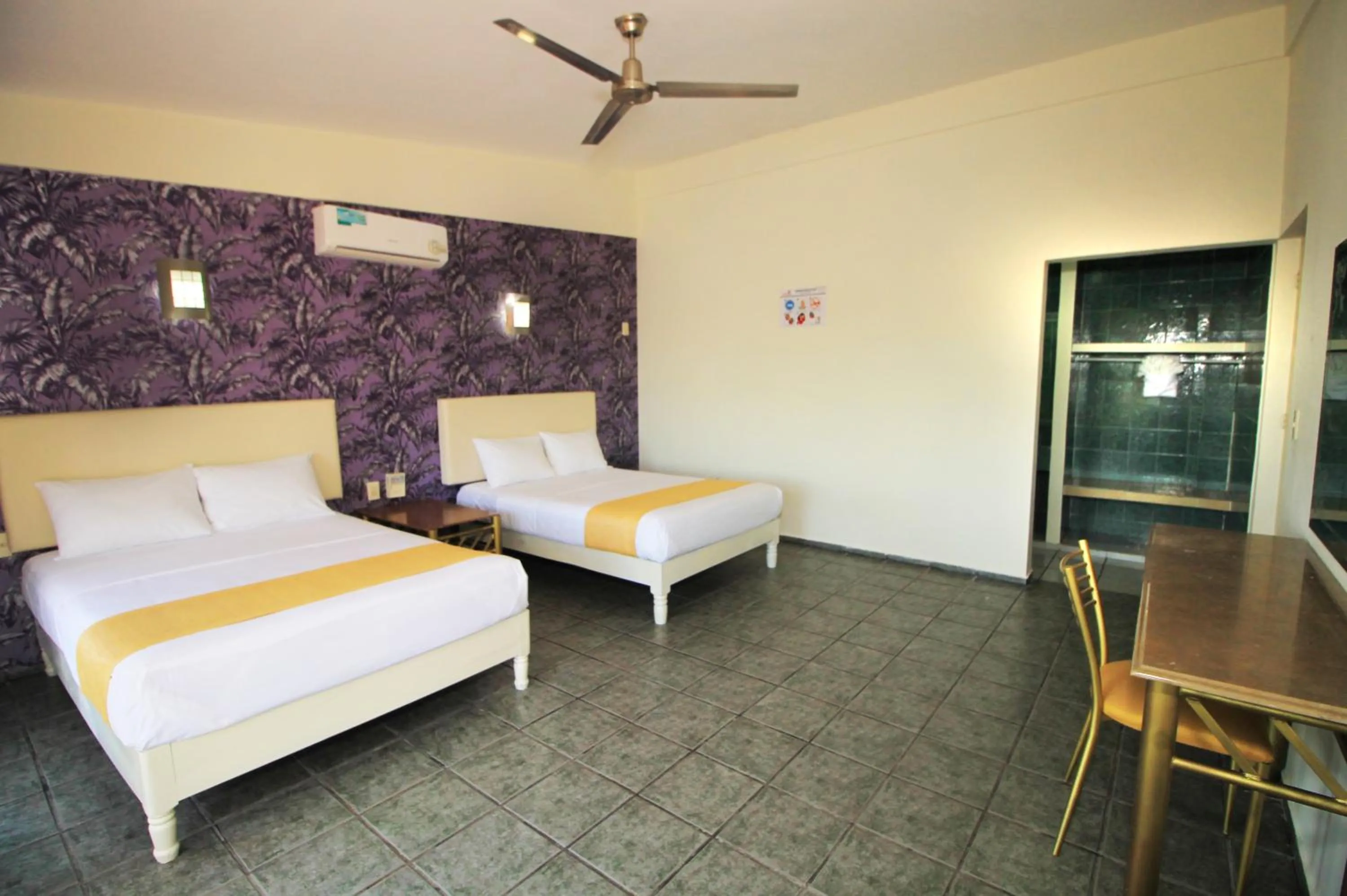 Photo of the whole room, Bed in Hotel Gran Palmeiras