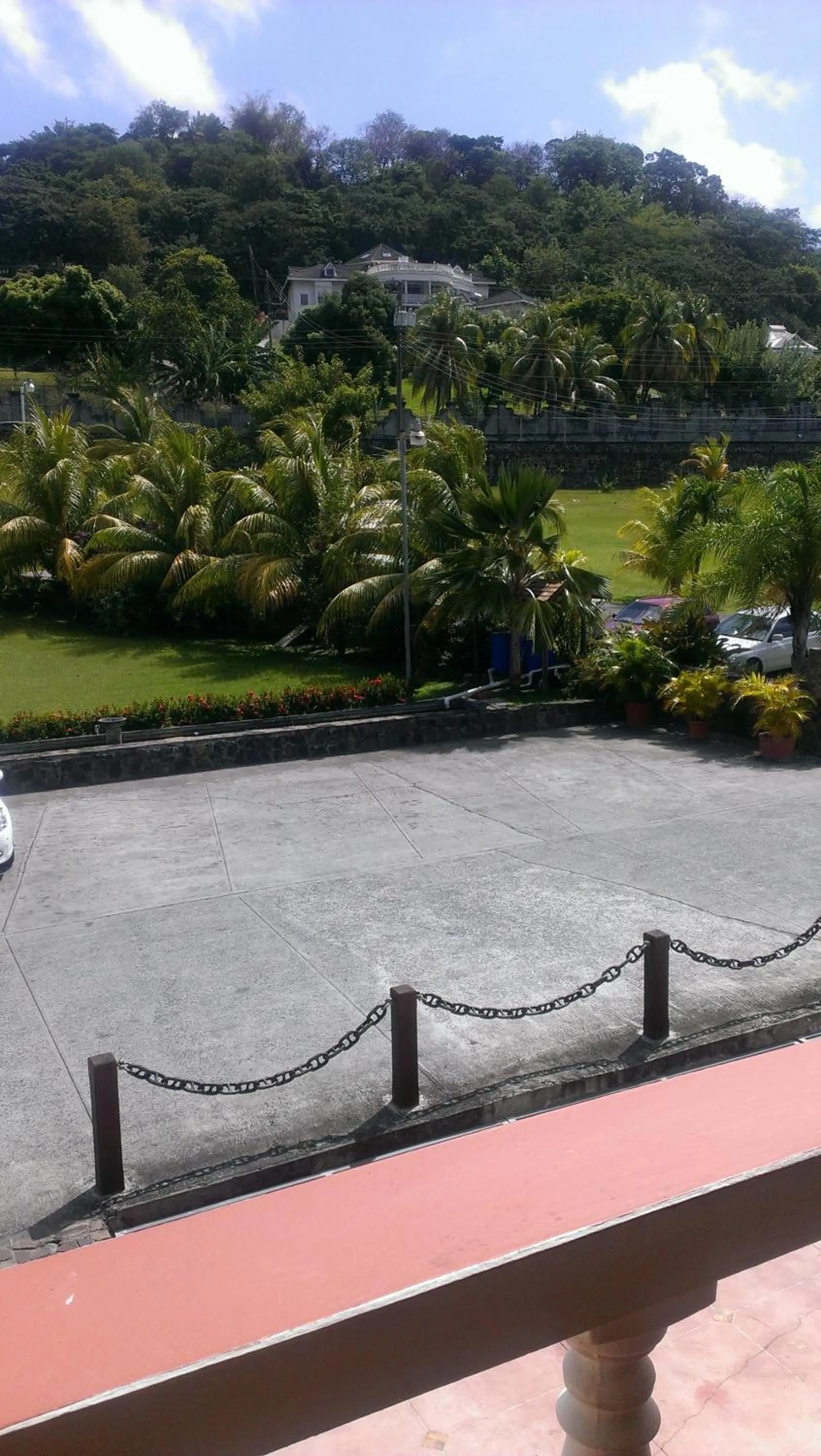 Paradise Beach Hotel