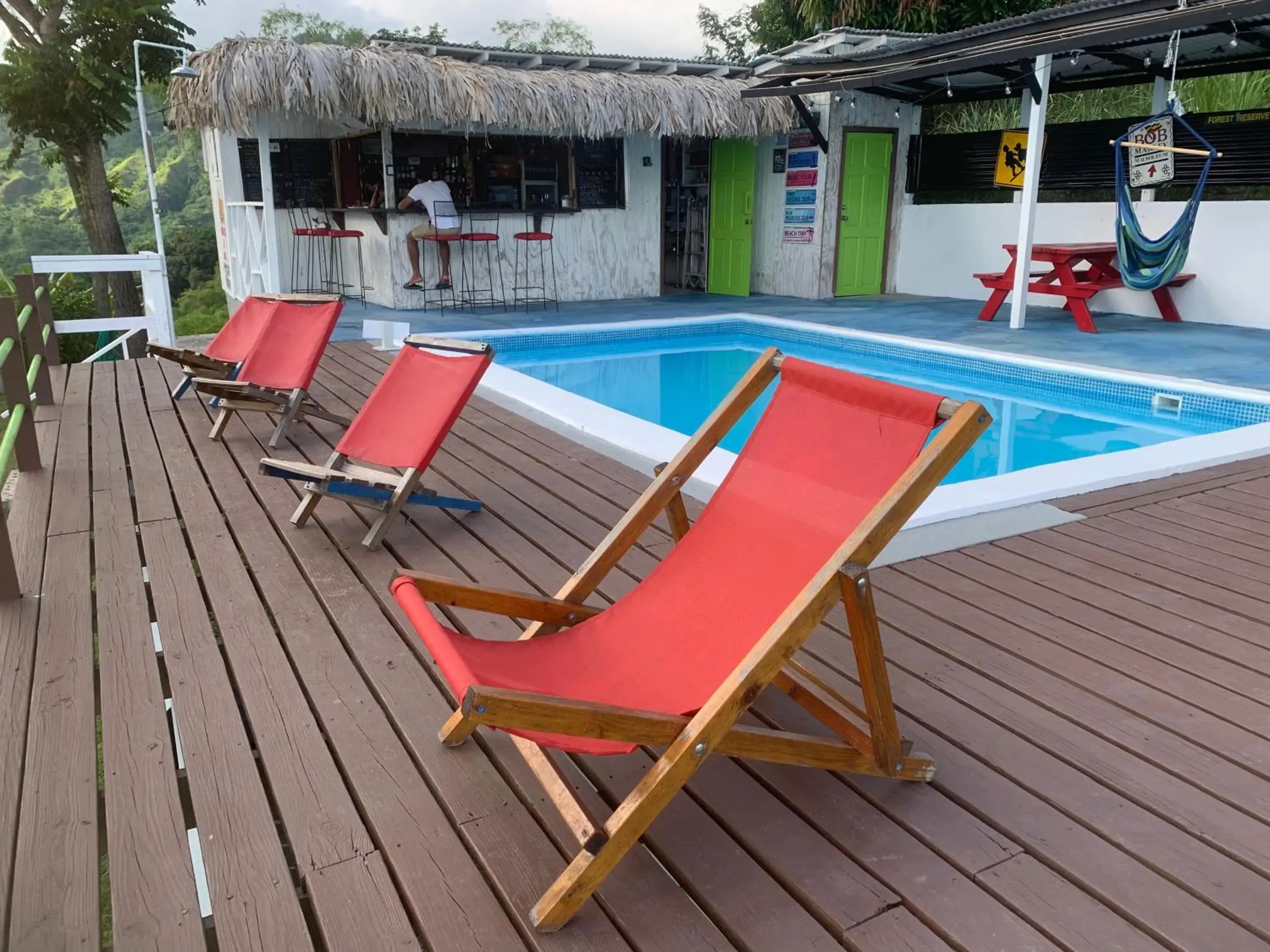 Pool view in Kingsworth Bed and Breakfast Pool view in Kingsworth Bed and Breakfast