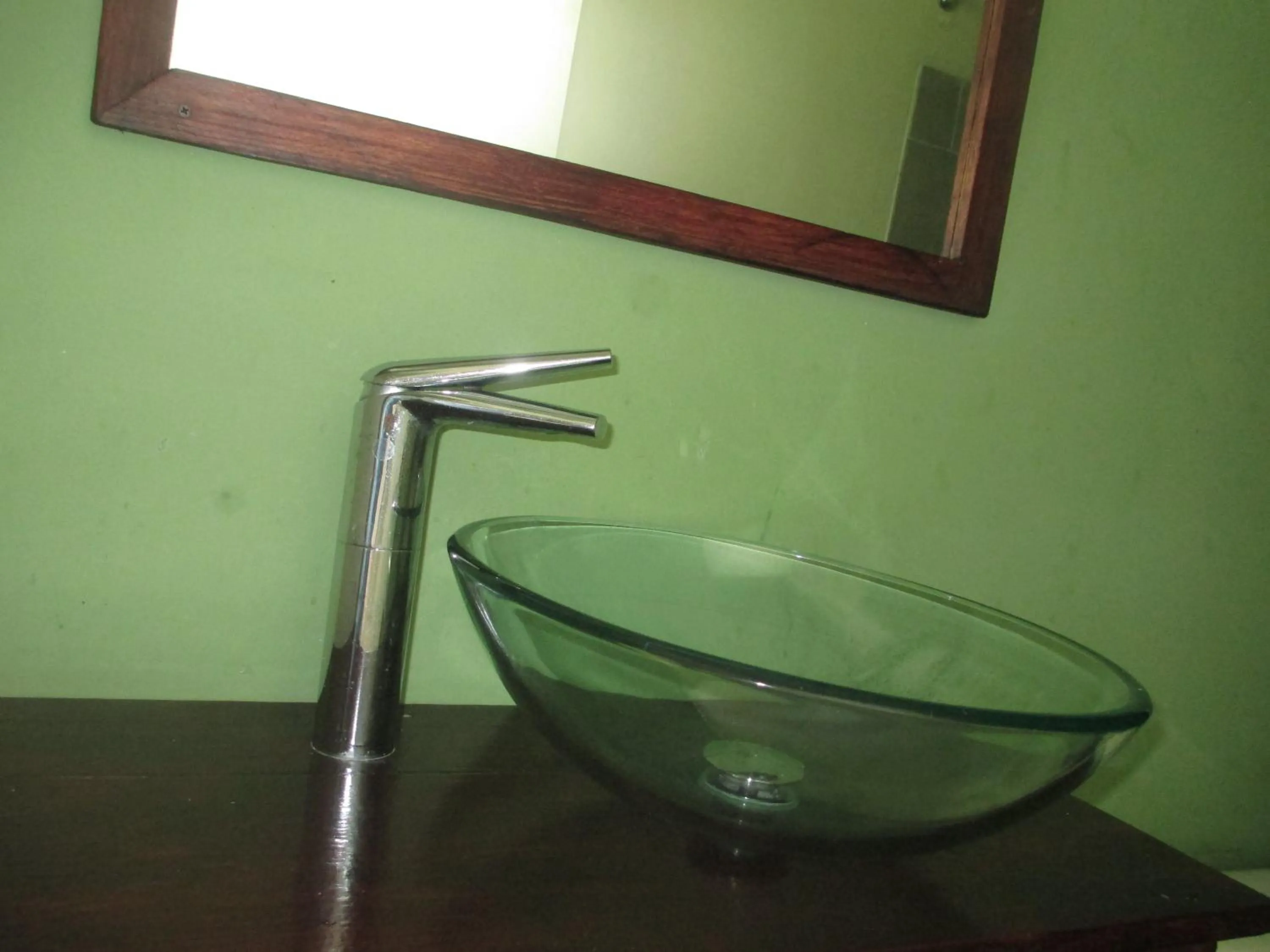 Bathroom in Kingsworth Bed and Breakfast