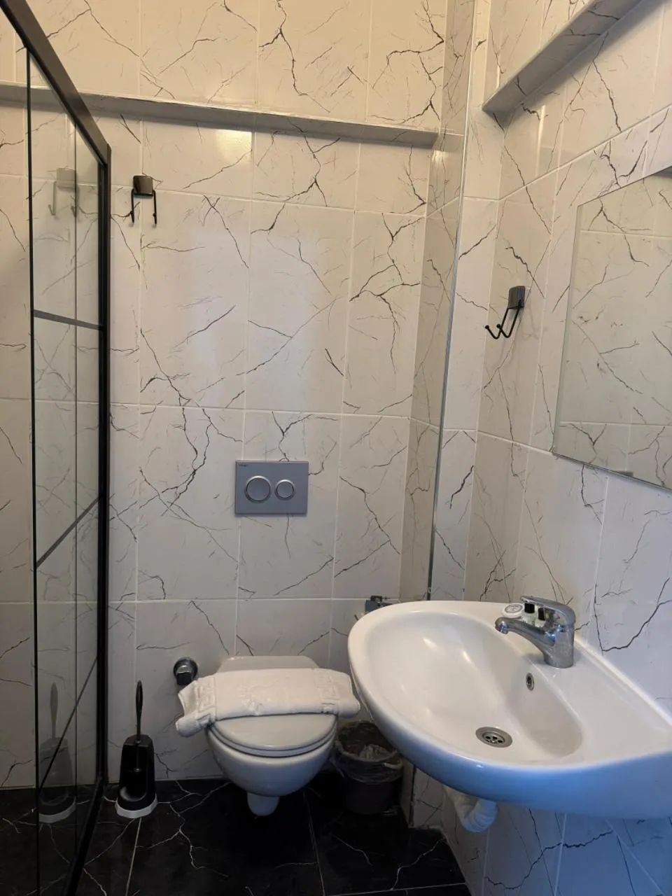 Shower in The Pera Hotel Marmaris