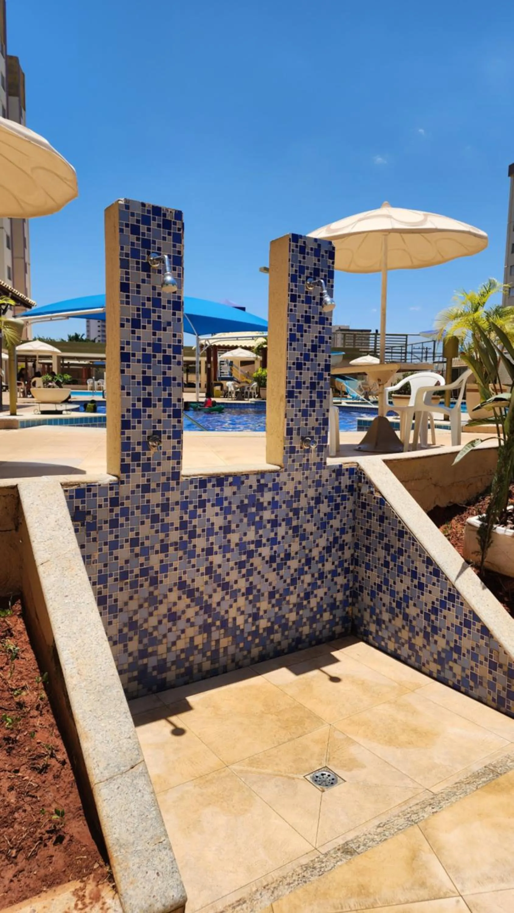 Shower in Prive das Thermas - 301B