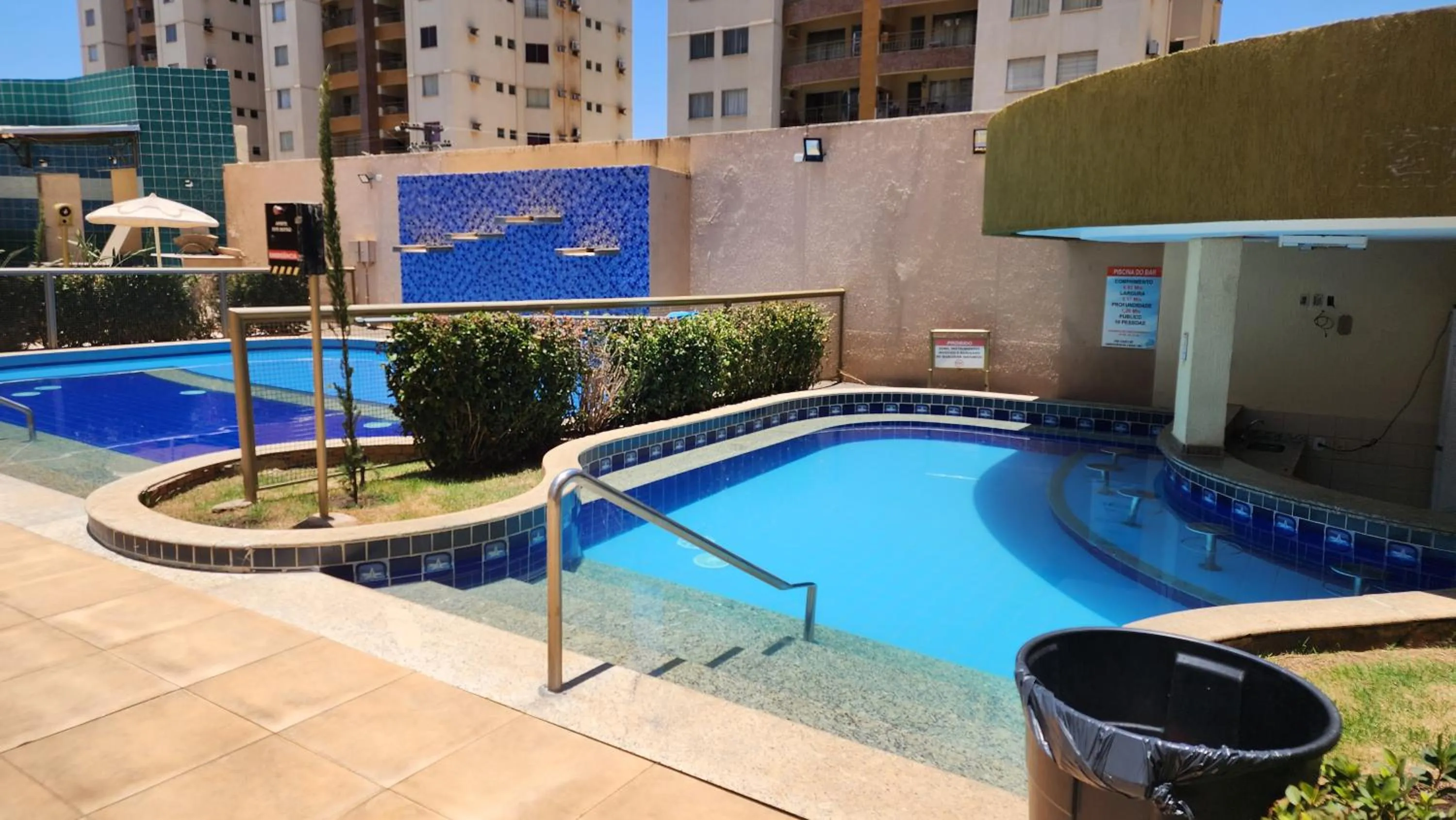 Swimming pool in Prive das Thermas - 301B