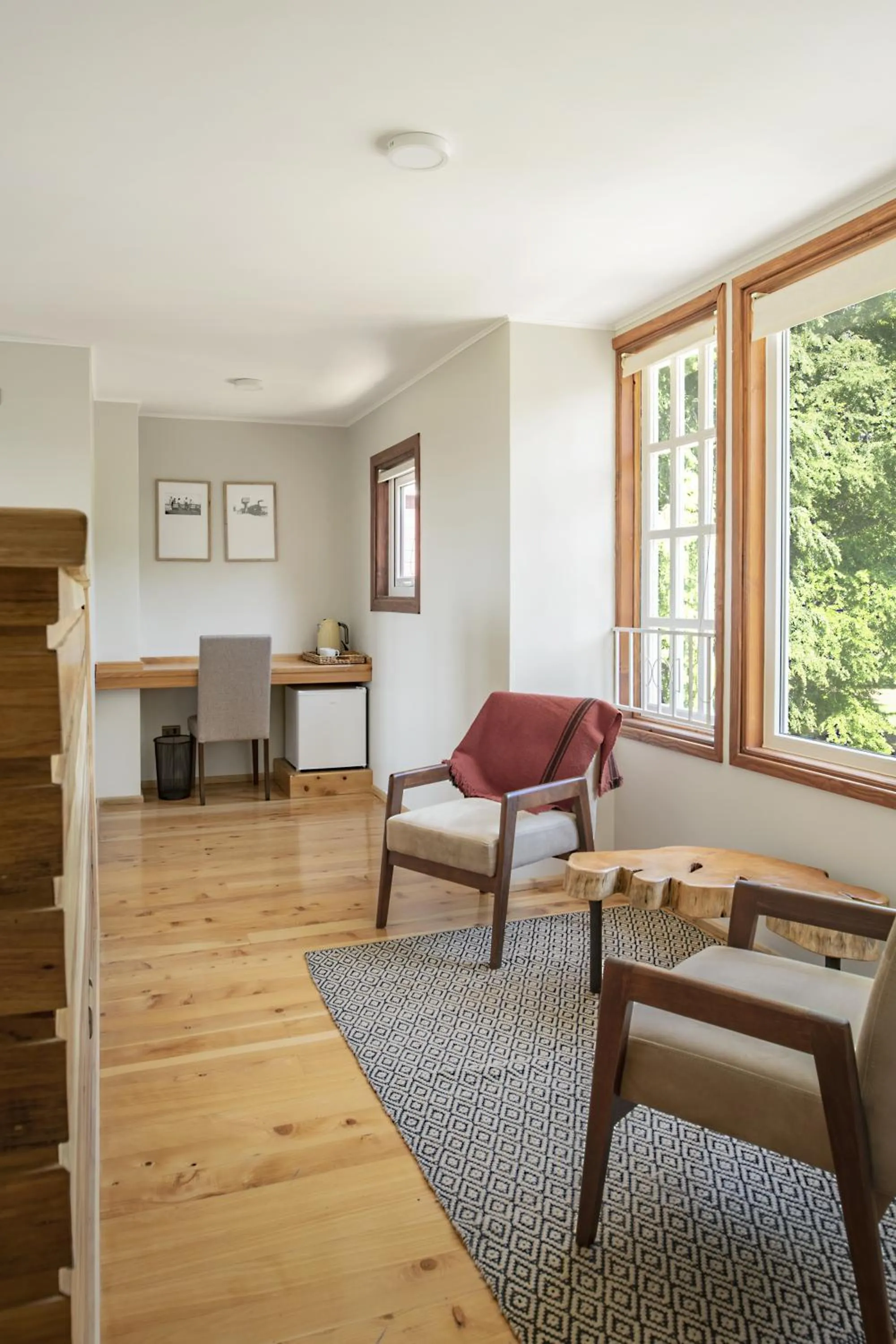 Living room in Das Dorf Hotel