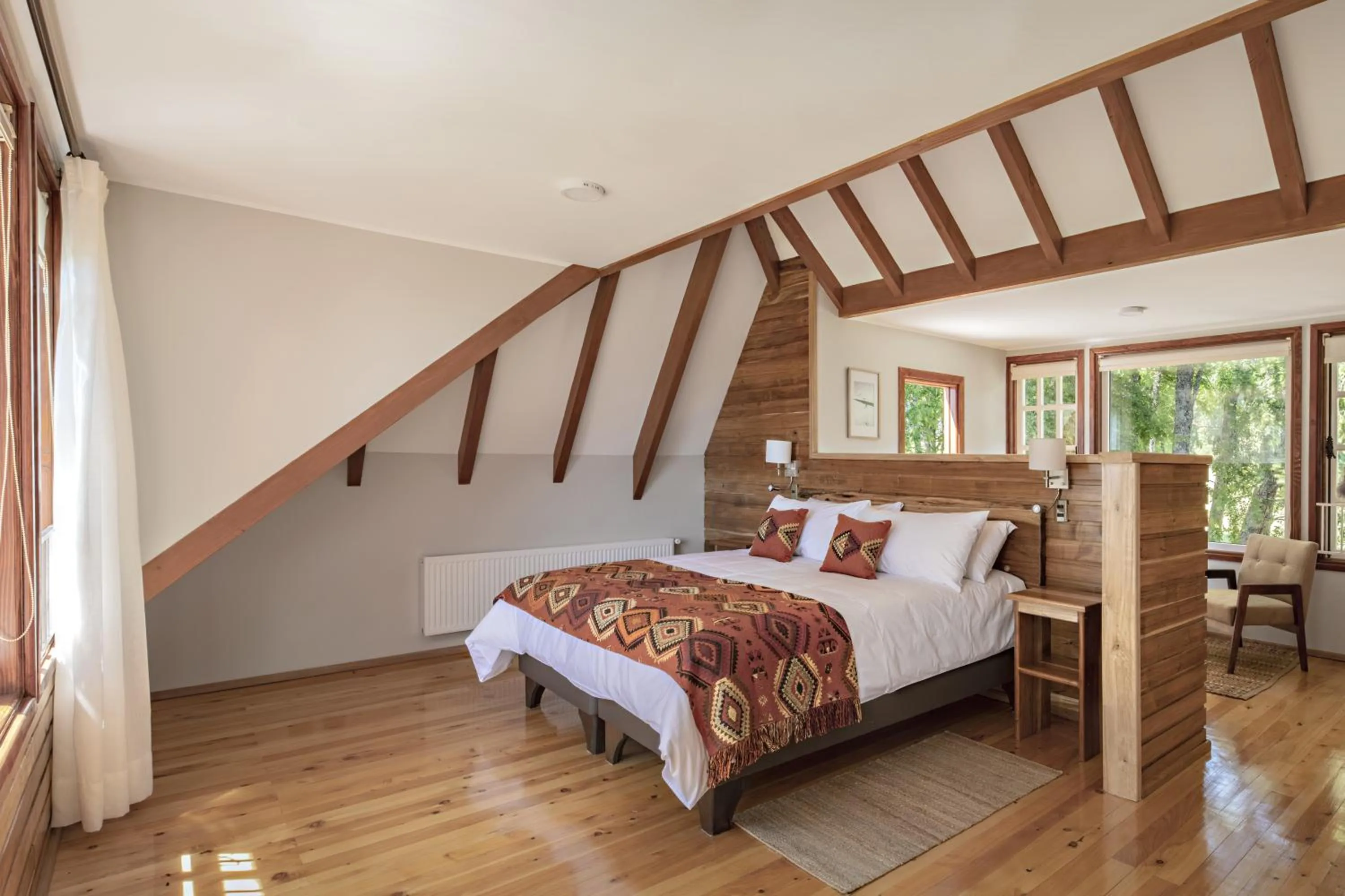 Bed in Das Dorf Hotel