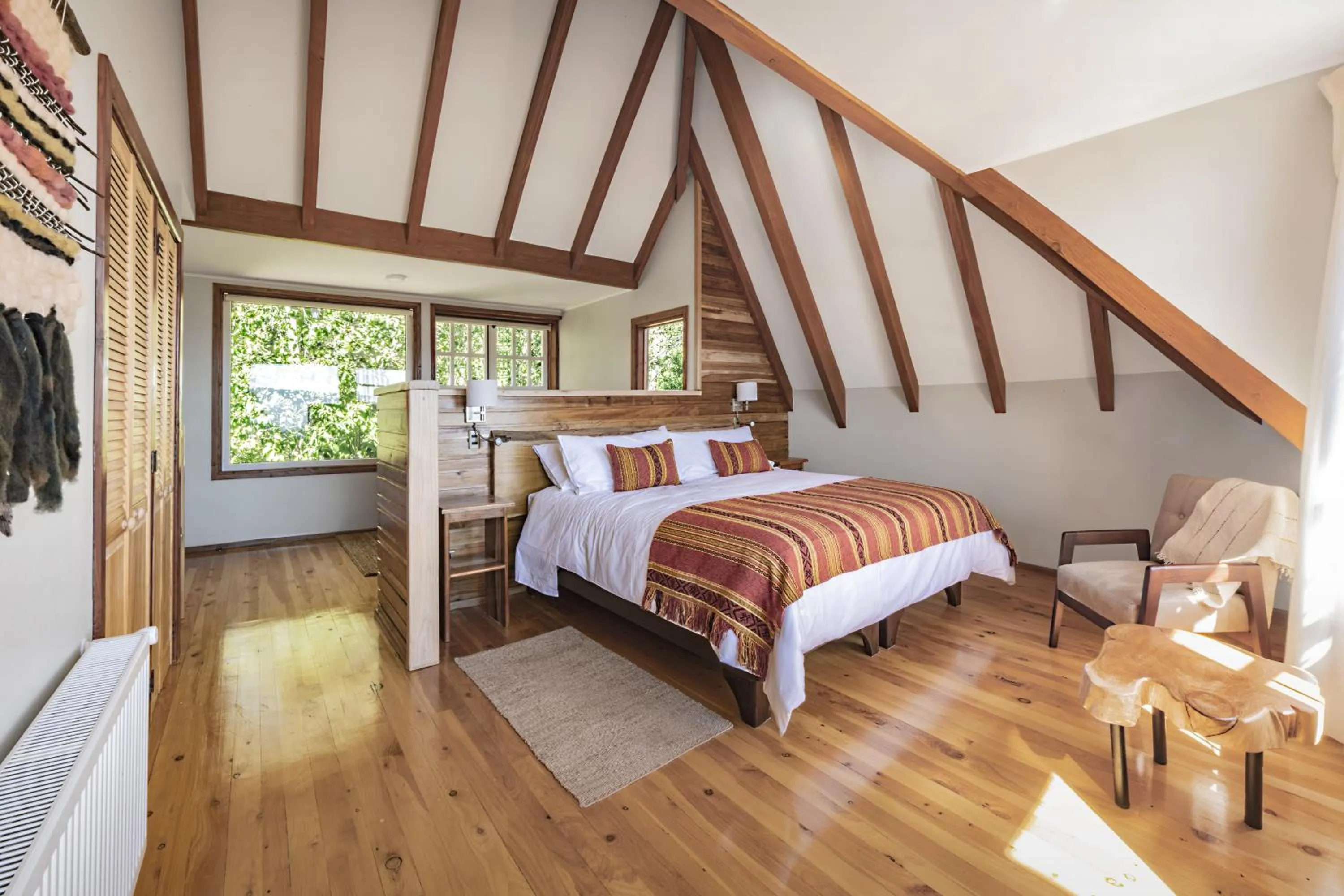 Bed in Das Dorf Hotel