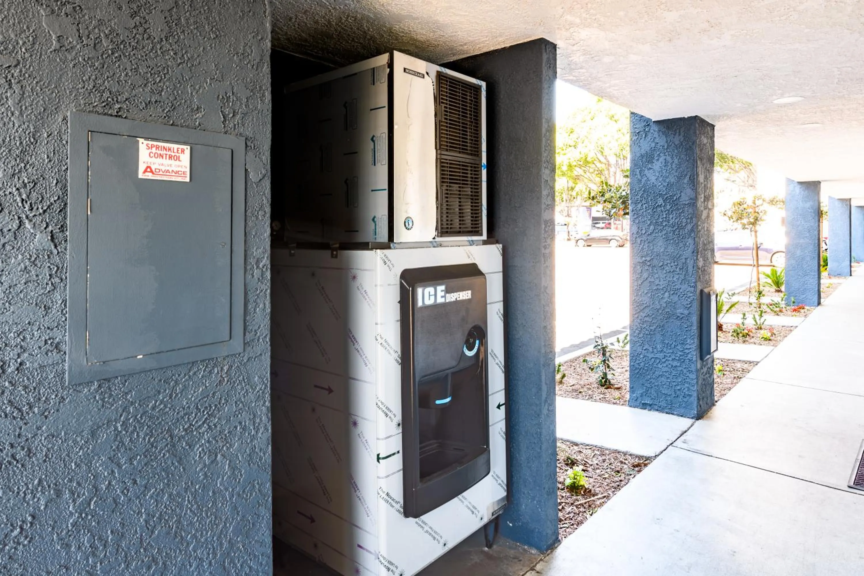 Other in Hyland Inn near Pasadena Civic Center