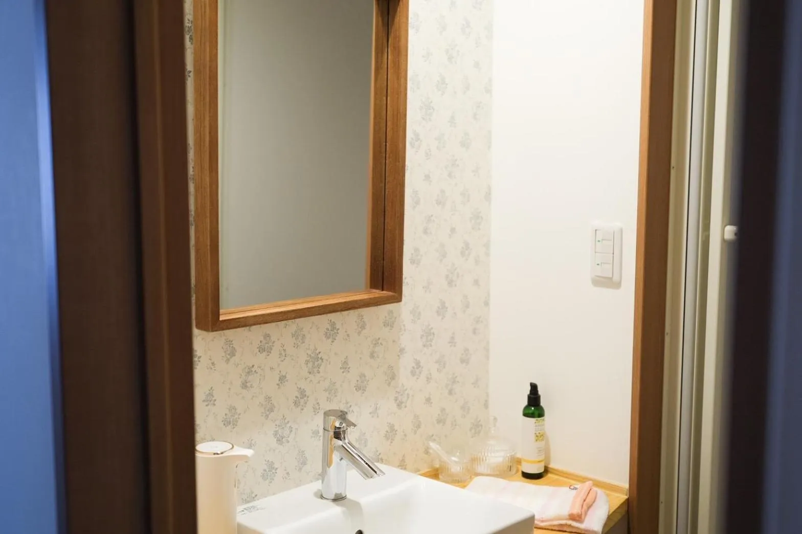 Bathroom in L'AtelieR Guest House Yonago