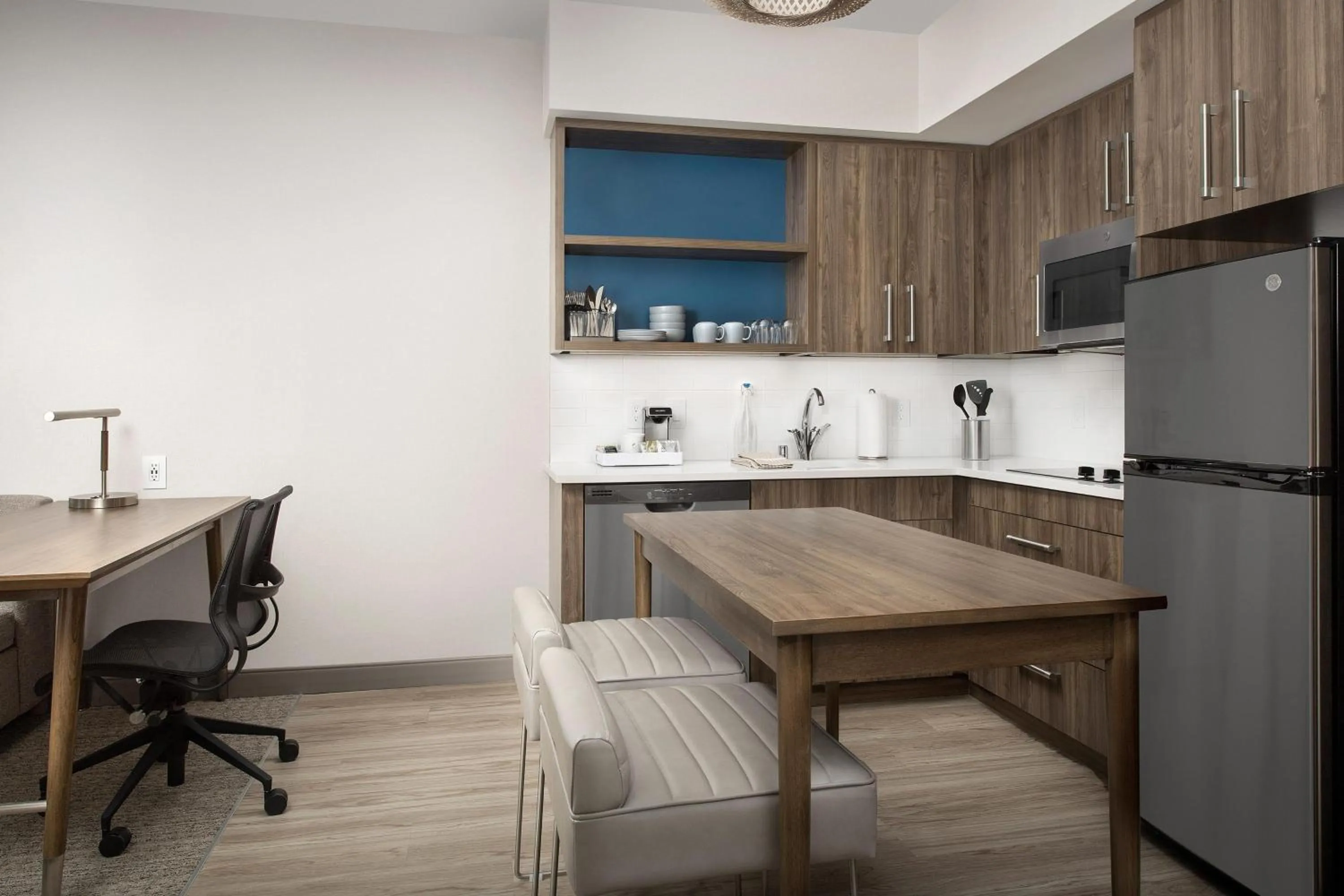 Bedroom in Element Seattle Sea-Tac Airport