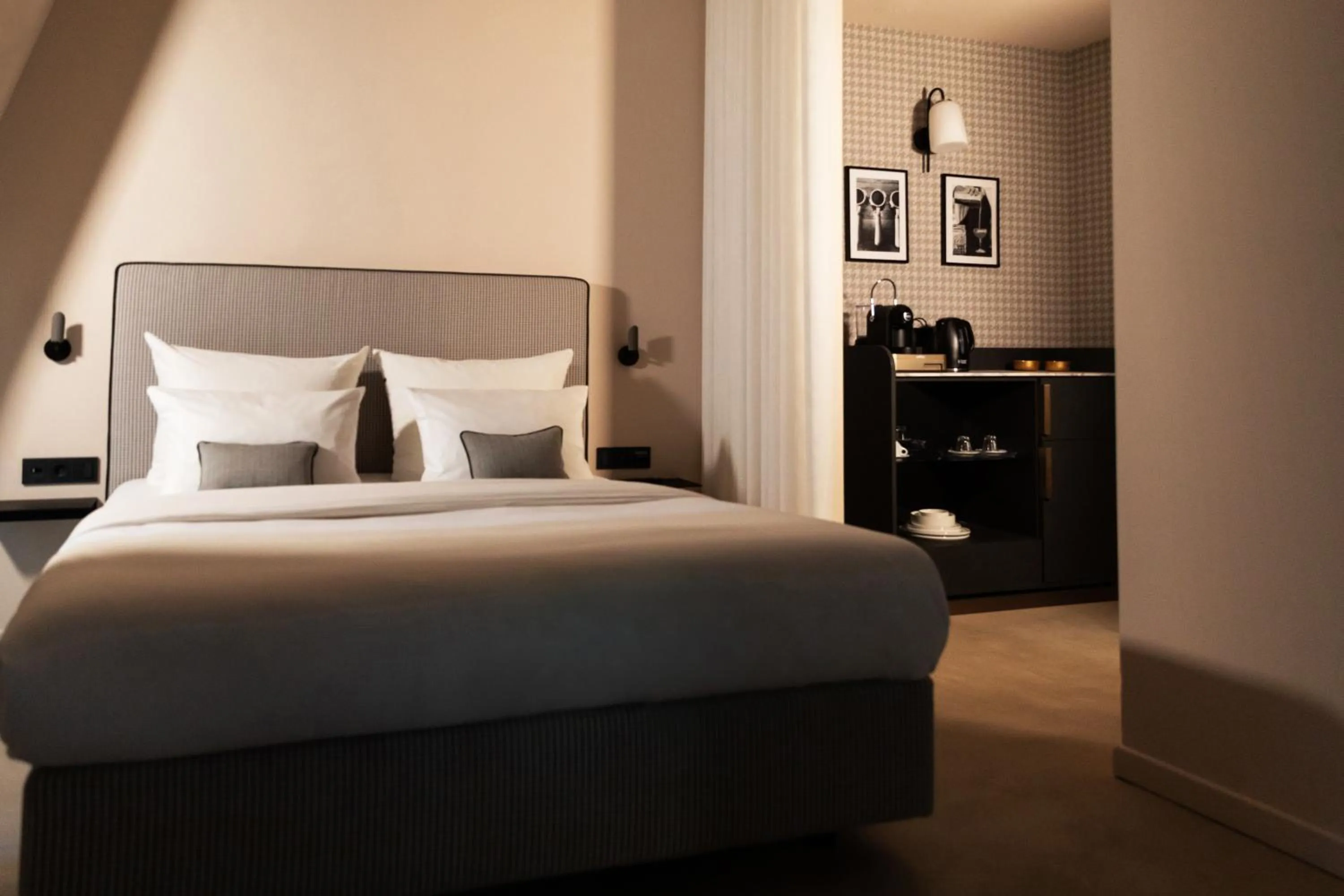 Photo of the whole room, Bed in MIANO Hotel & Bar